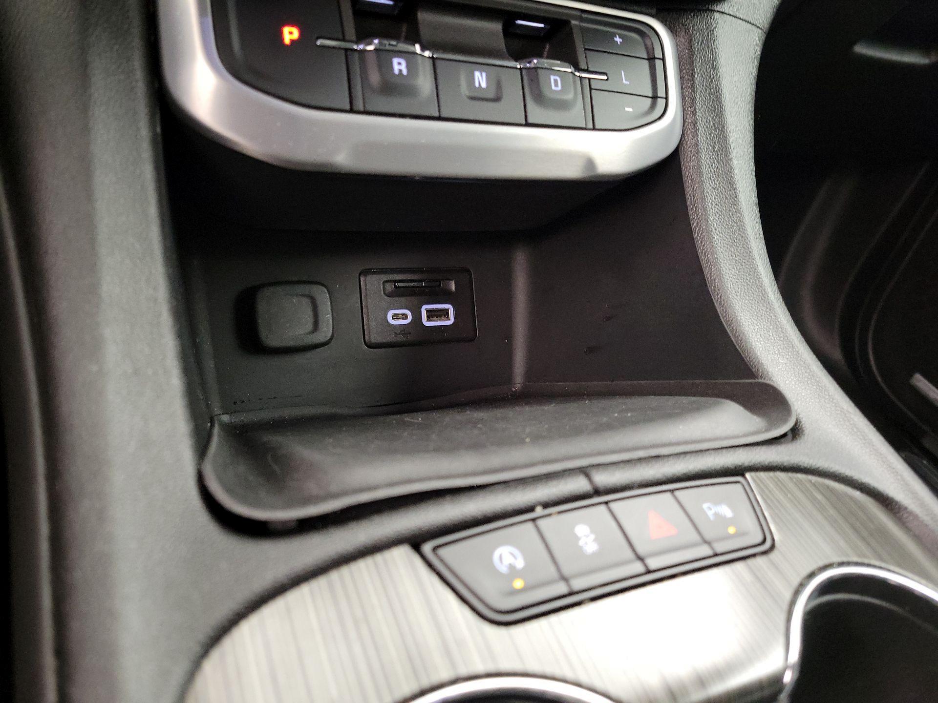 Thumbnail: 2020 GMC Acadia - 18