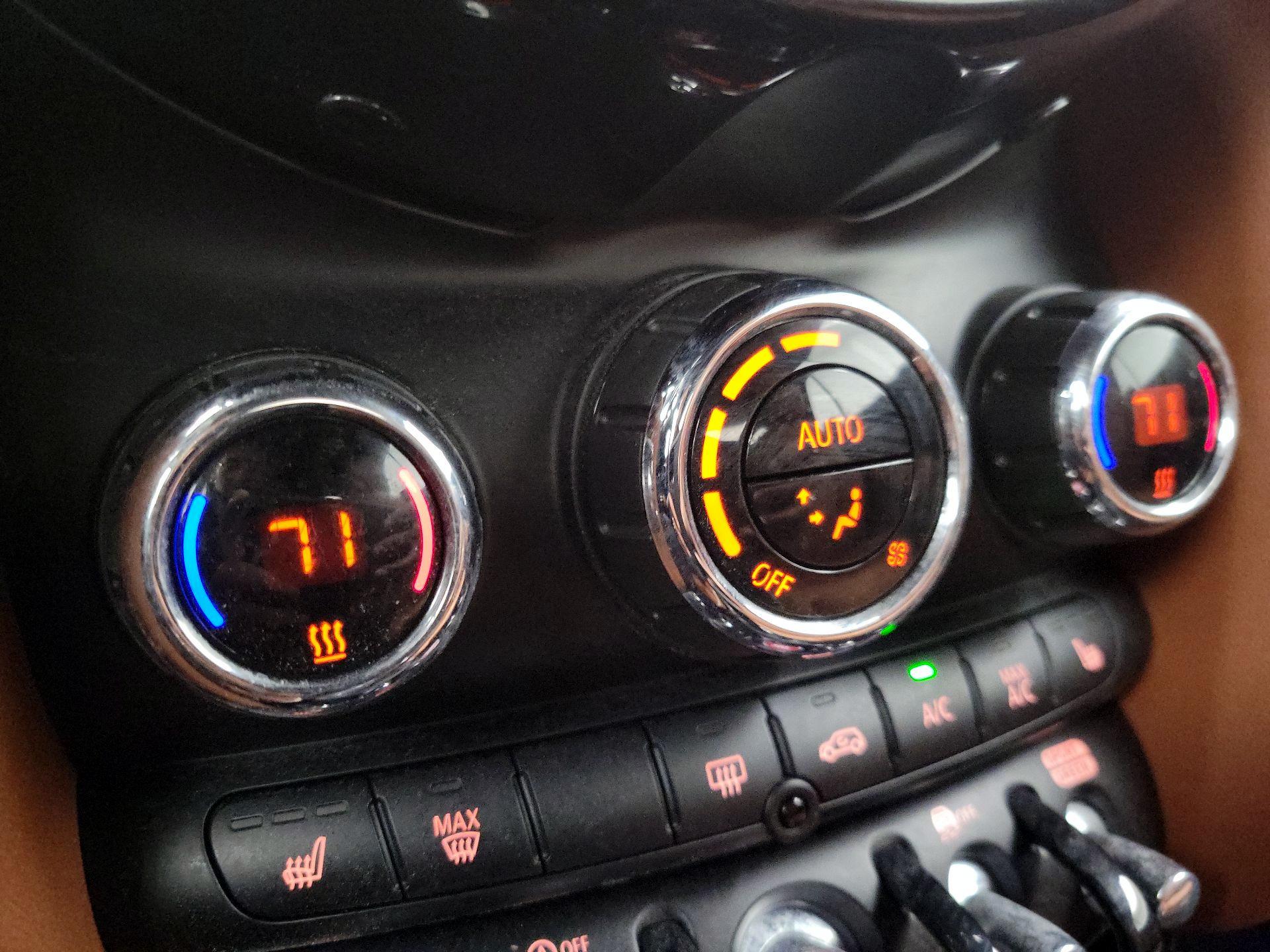 Thumbnail: 2022 MINI Cooper - 17