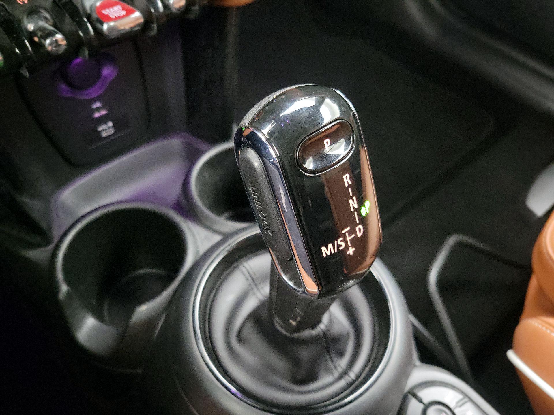 Thumbnail: 2022 MINI Cooper - 18