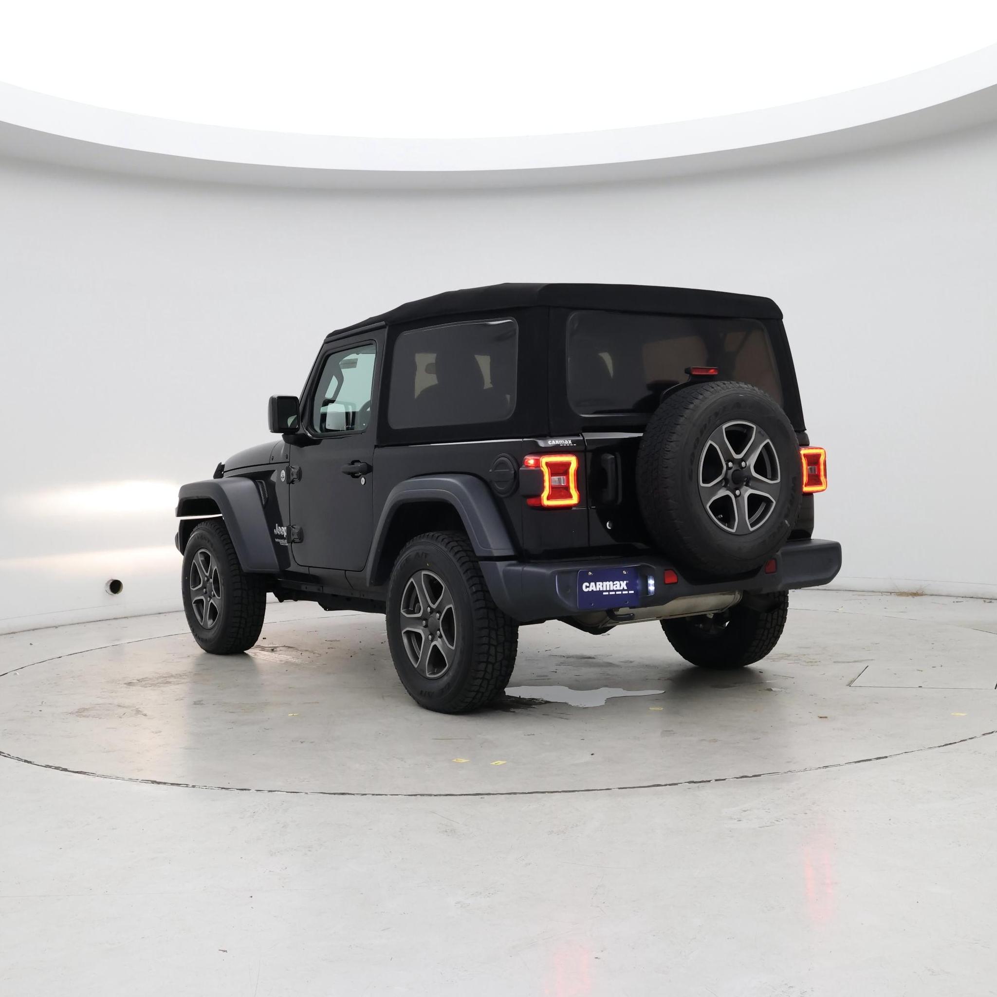 Thumbnail: 2019 Jeep Wrangler - 2