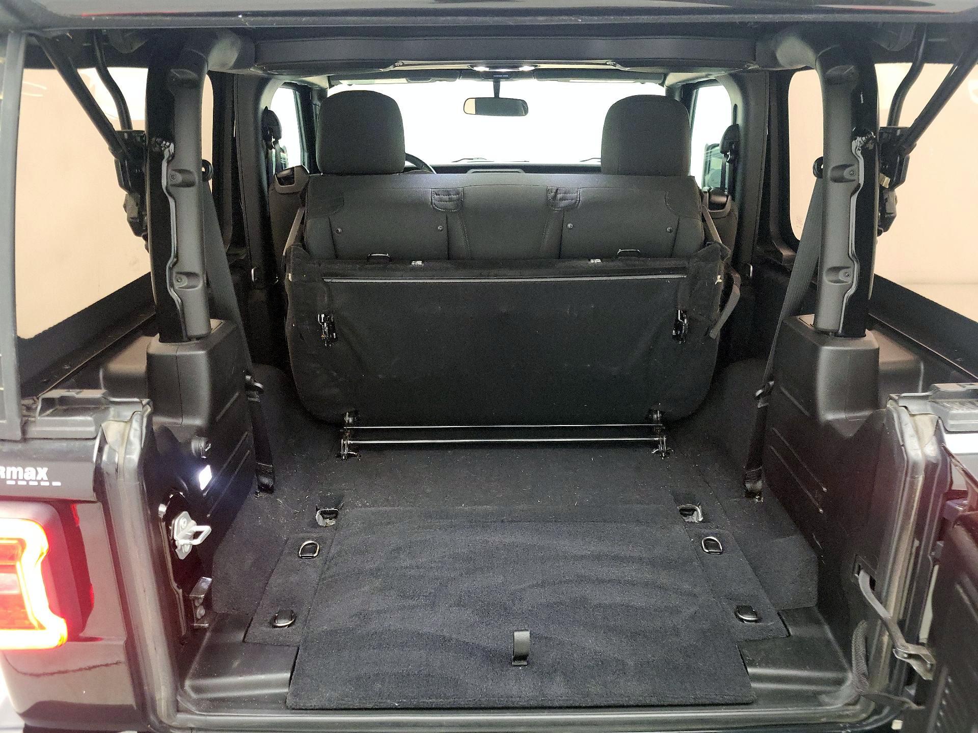 Thumbnail: 2019 Jeep Wrangler - 20