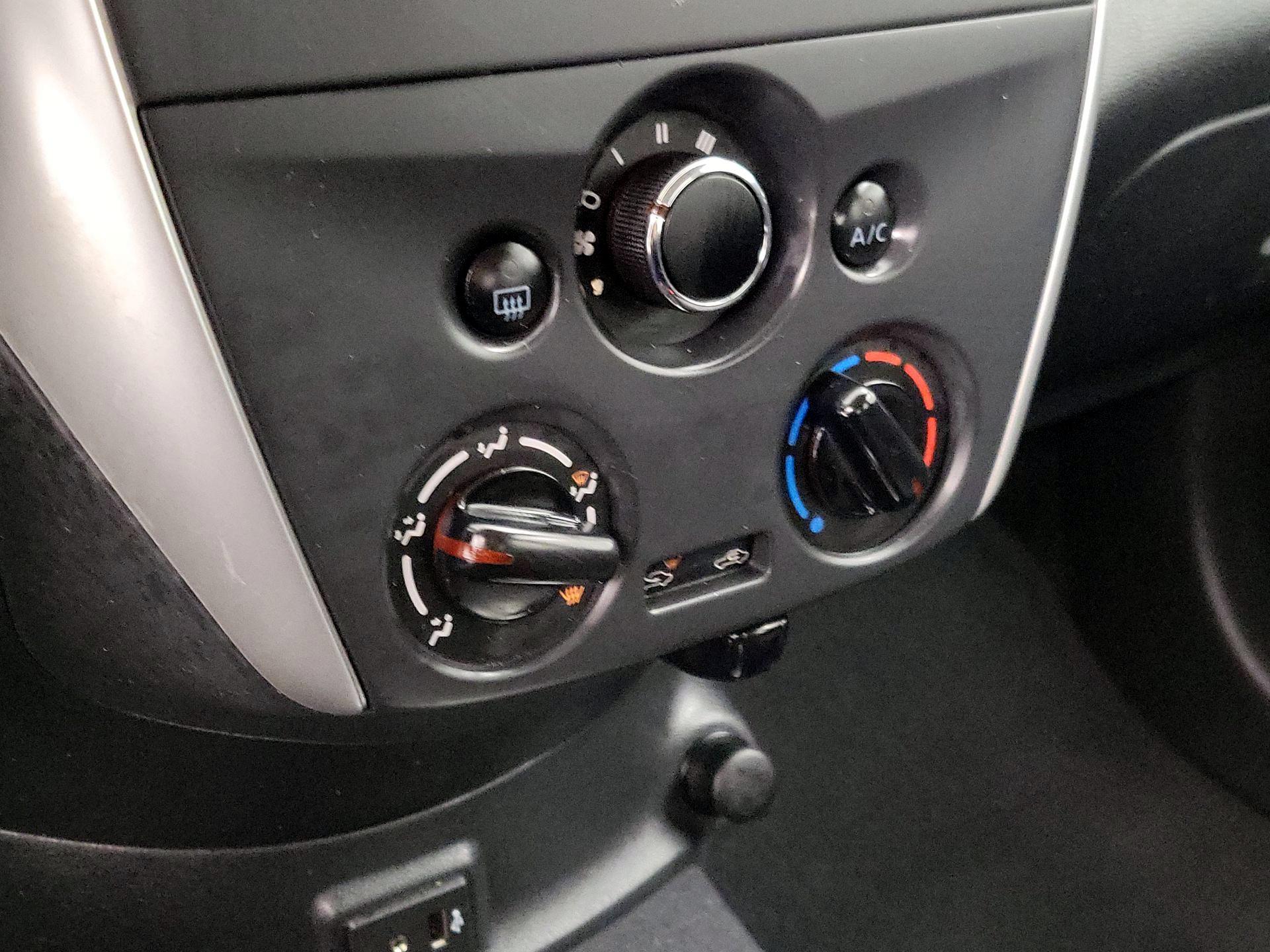 Thumbnail: 2017 Nissan Versa - 15