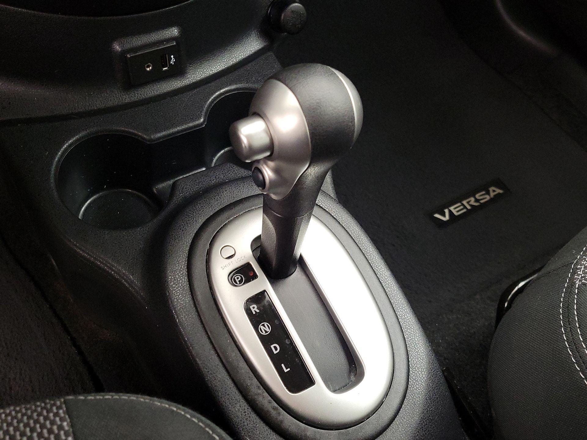 Thumbnail: 2017 Nissan Versa - 16