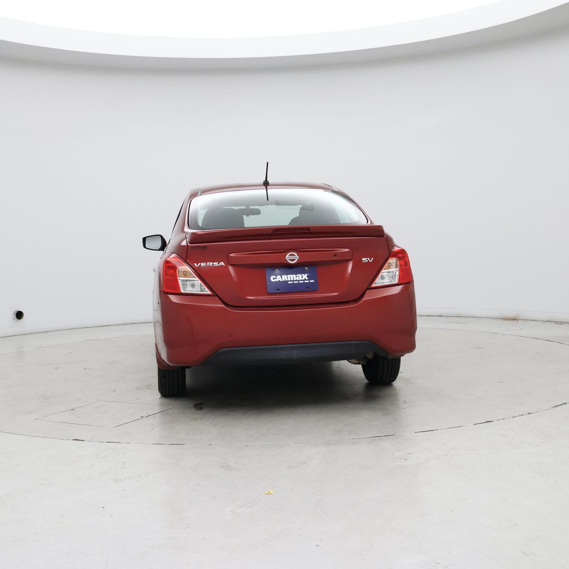 Thumbnail: 2017 Nissan Versa - 6