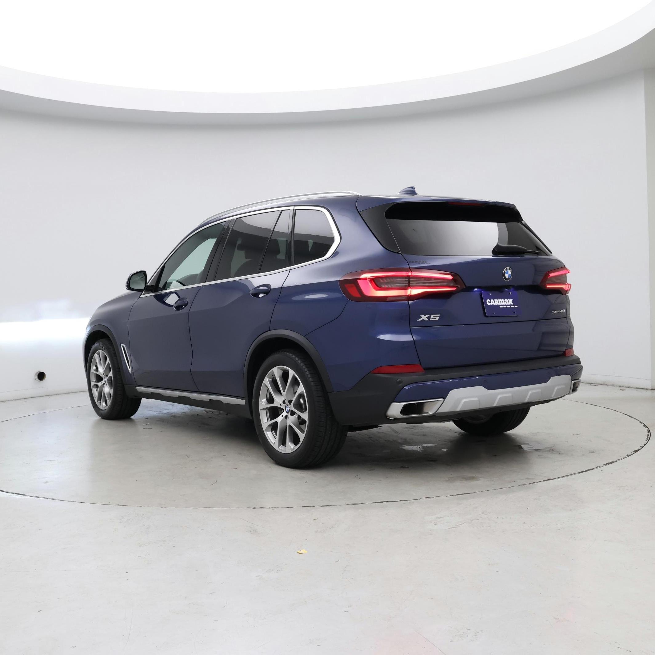 Thumbnail: 2023 BMW X5 - 2