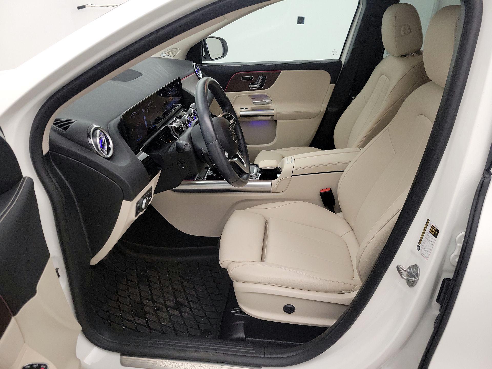 Thumbnail: 2023 Mercedes-Benz GLA - 11