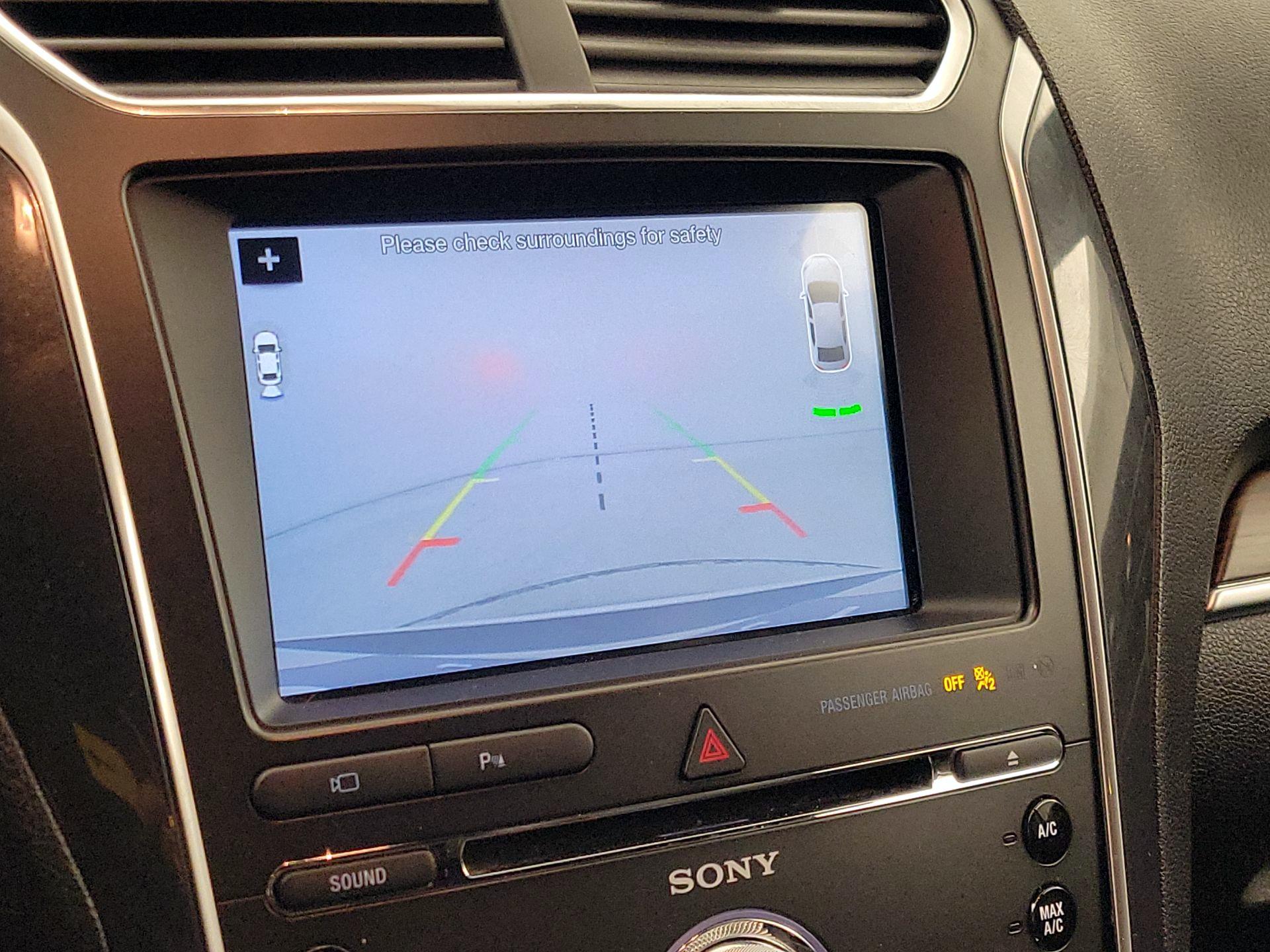 Thumbnail: 2017 Ford Explorer - 14