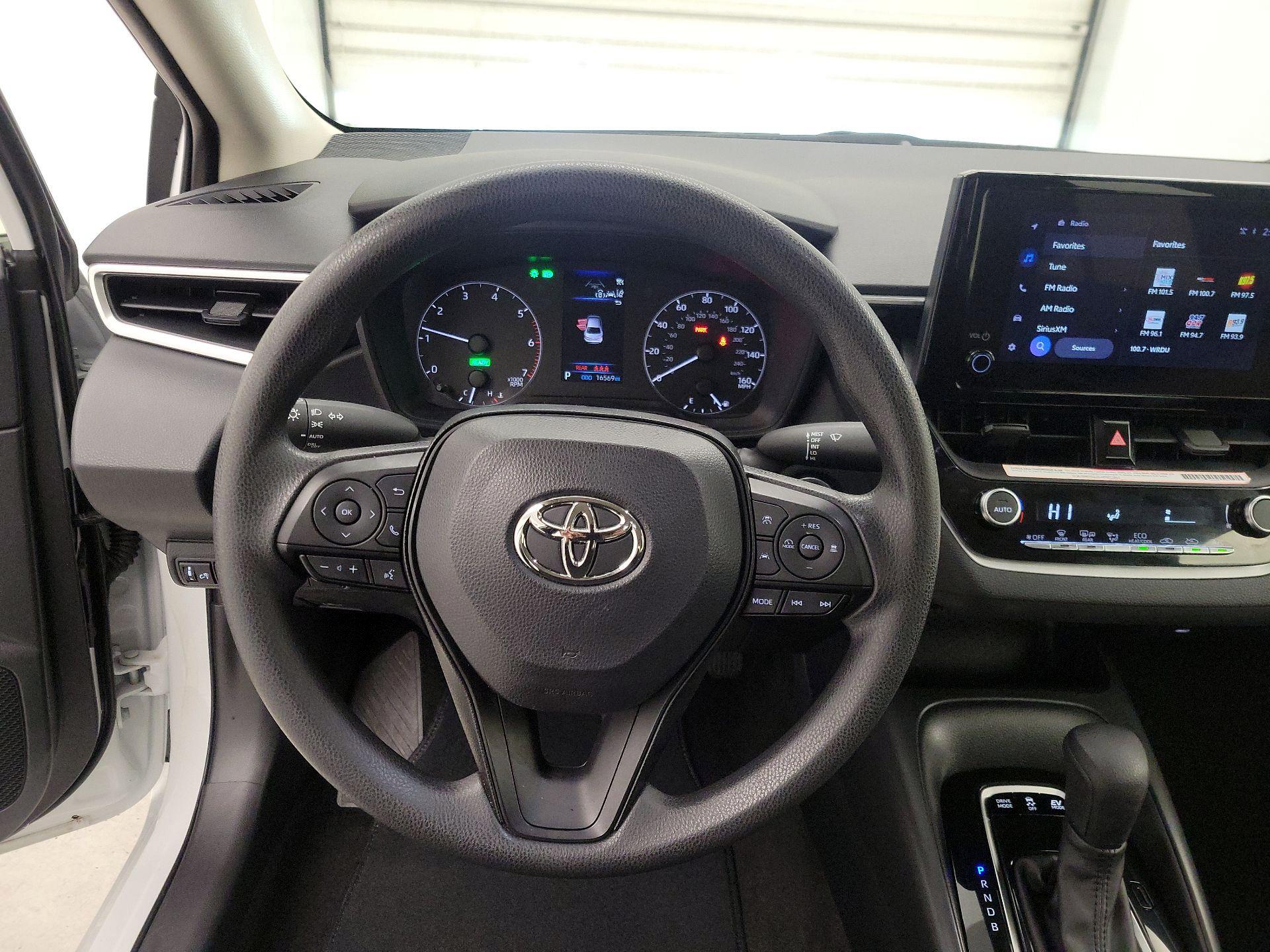 Thumbnail: 2024 Toyota Corolla - 10