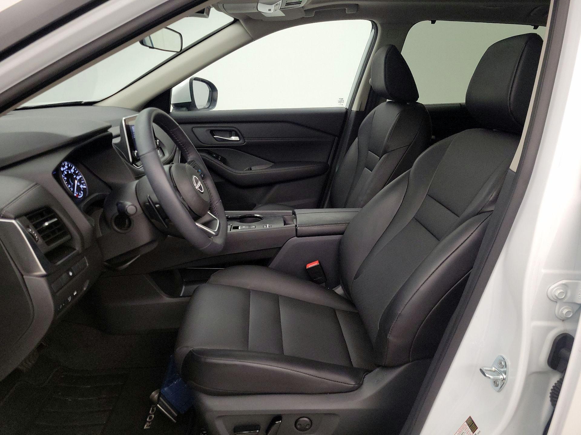 Thumbnail: 2024 Nissan Rogue - 11