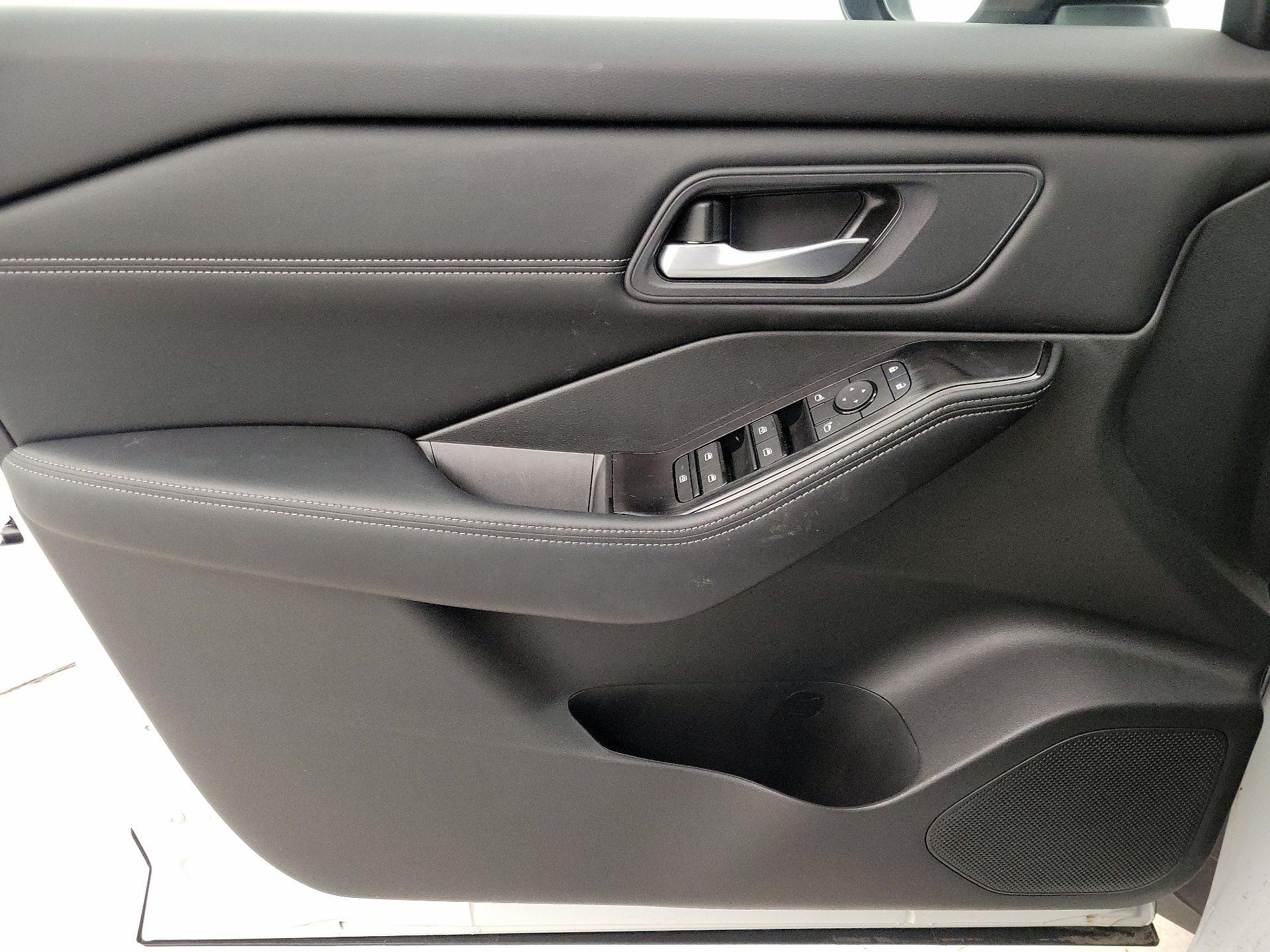 Thumbnail: 2024 Nissan Rogue - 12