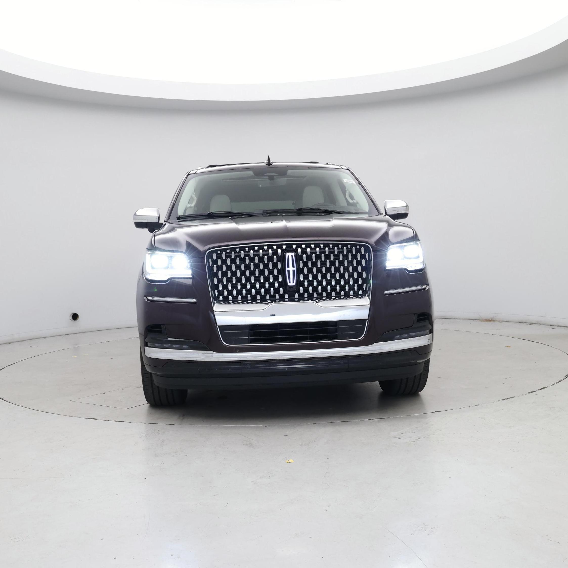 Thumbnail: 2024 Lincoln Navigator L - 5
