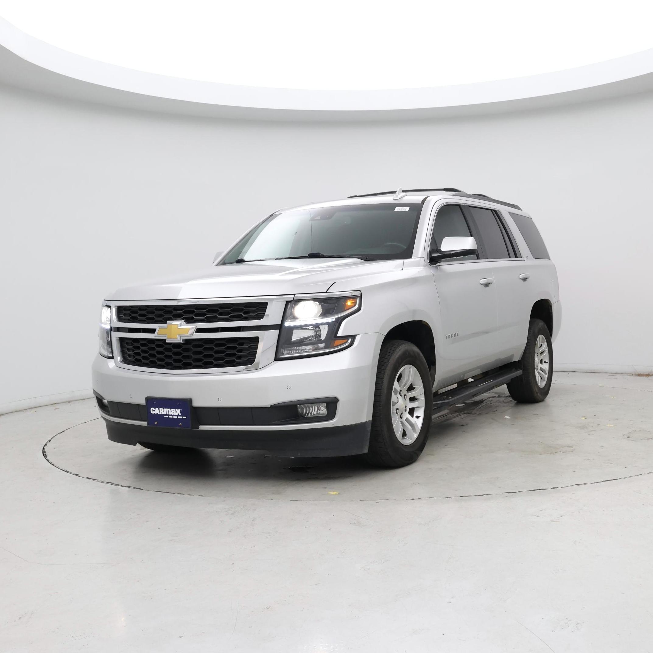Thumbnail: 2019 Chevrolet Tahoe - 4