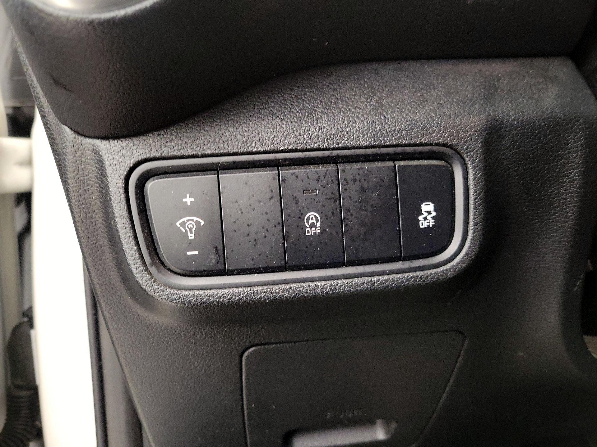 Thumbnail: 2022 Kia Soul - 13