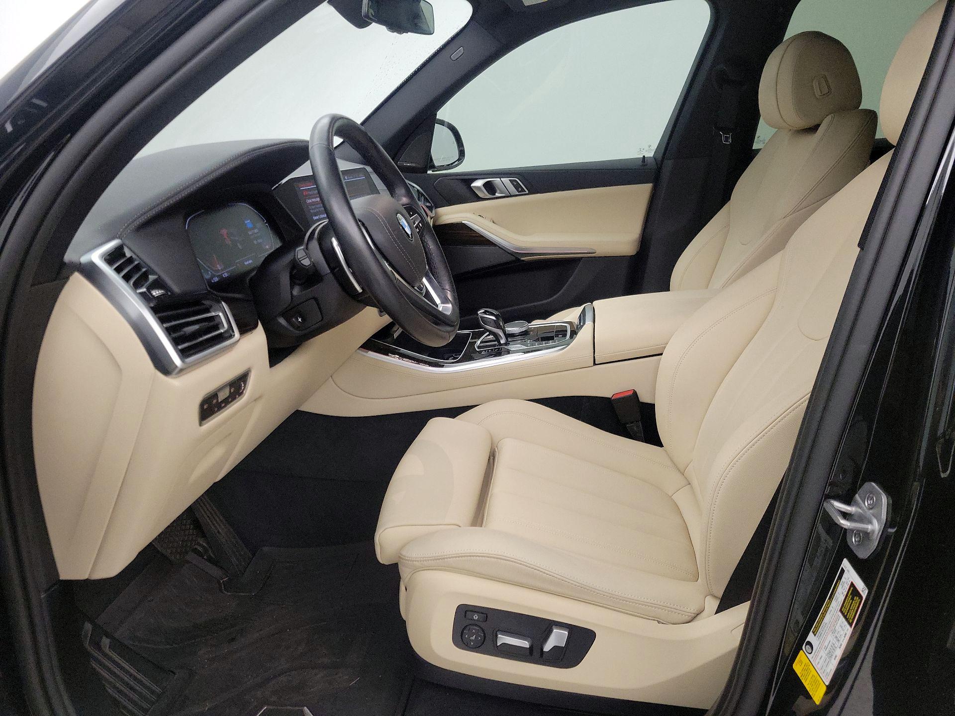 Thumbnail: 2021 BMW X5 - 11