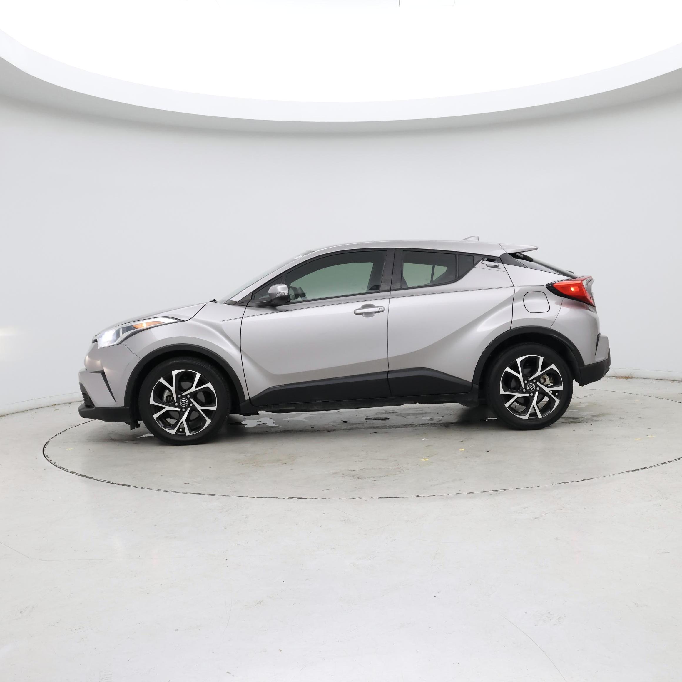 Thumbnail: 2018 Toyota C-HR - 3