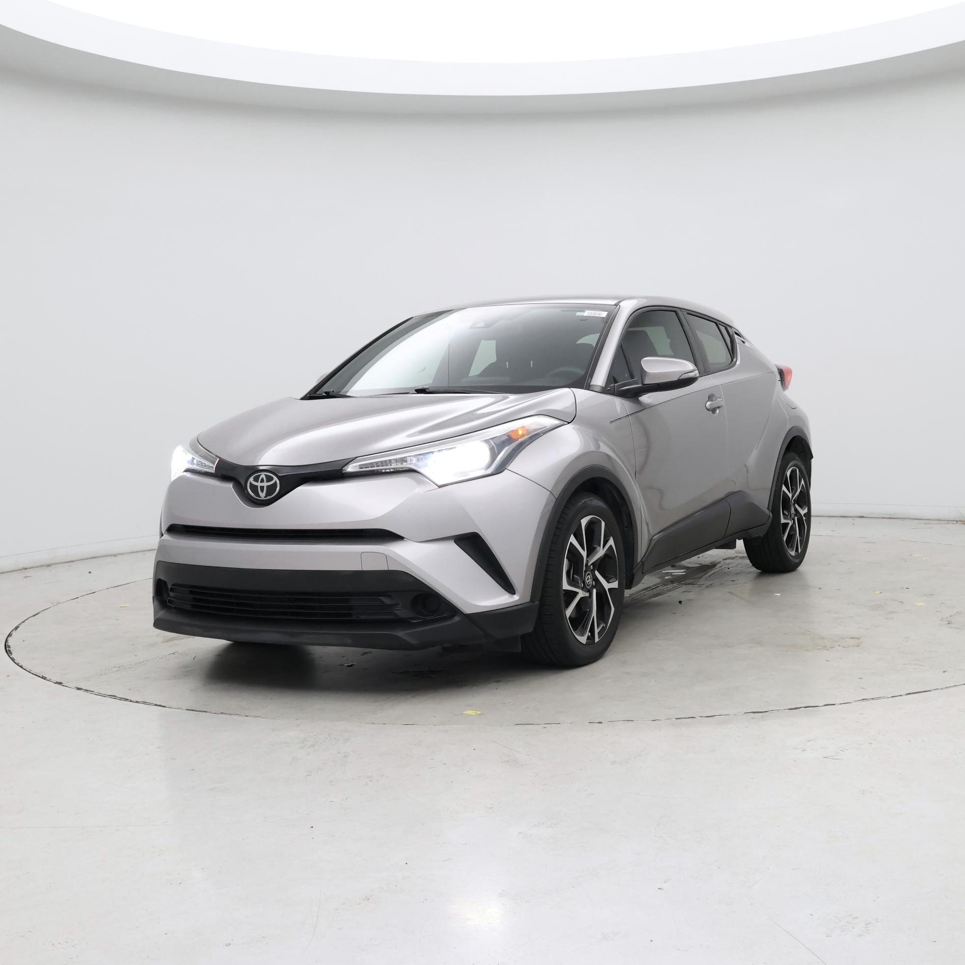 Thumbnail: 2018 Toyota C-HR - 4