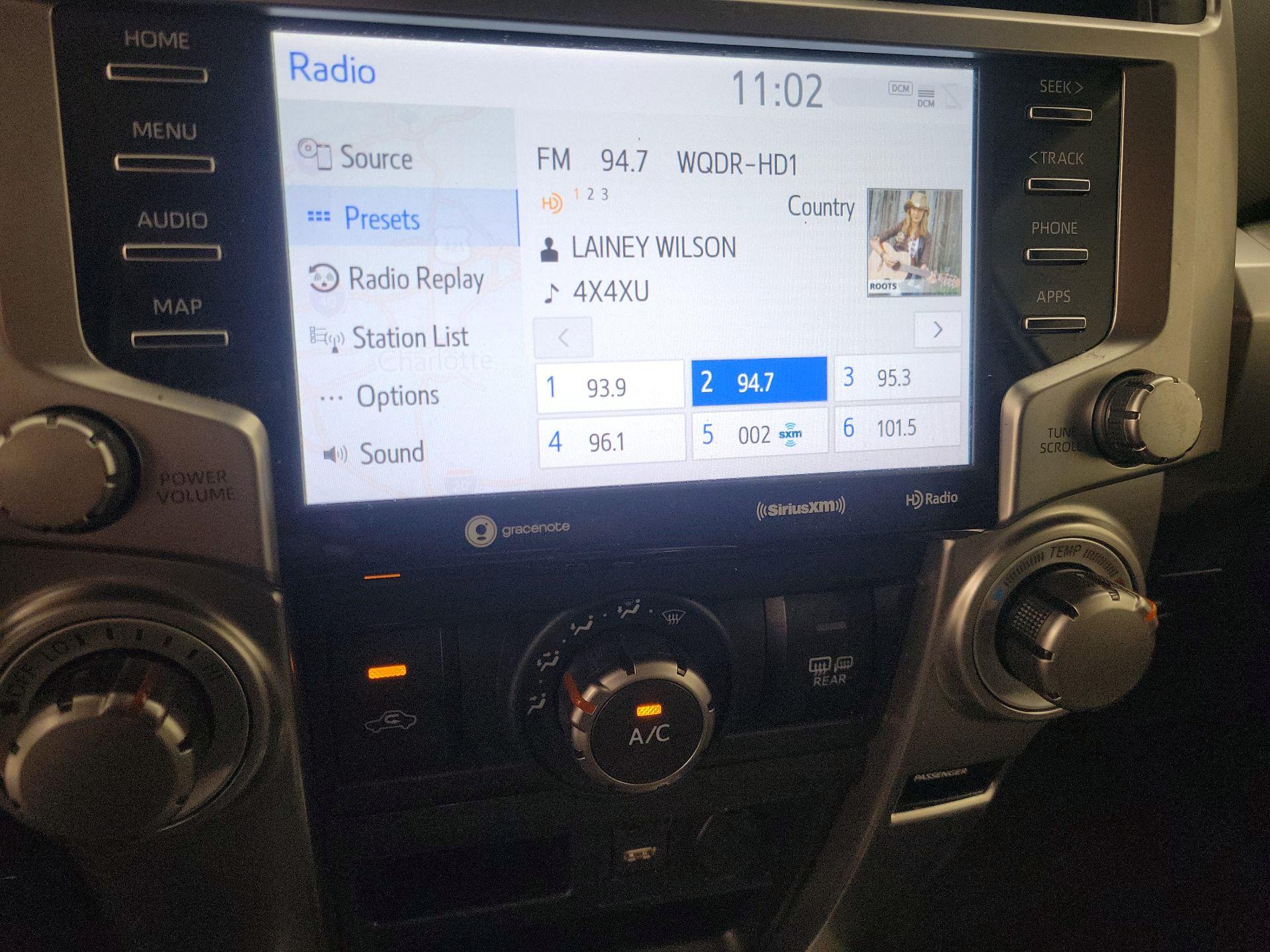 Thumbnail: 2020 Toyota 4Runner - 15