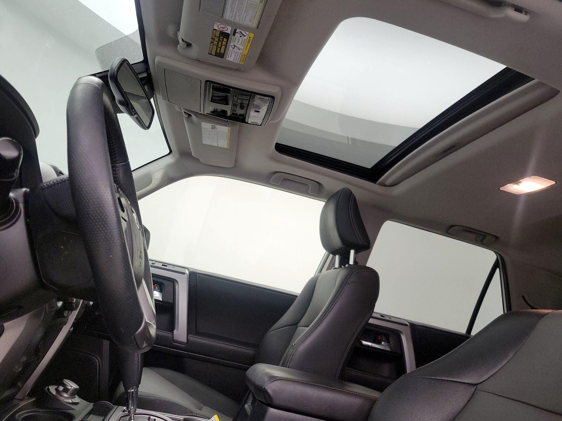 Thumbnail: 2020 Toyota 4Runner - 19