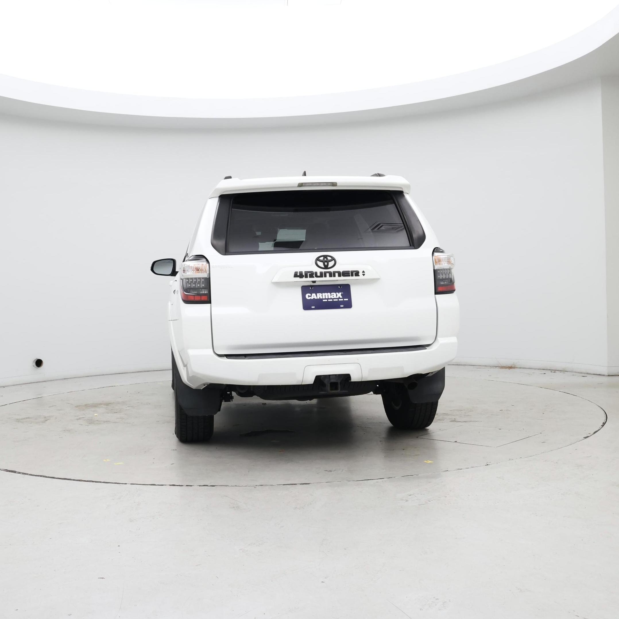 Thumbnail: 2020 Toyota 4Runner - 6