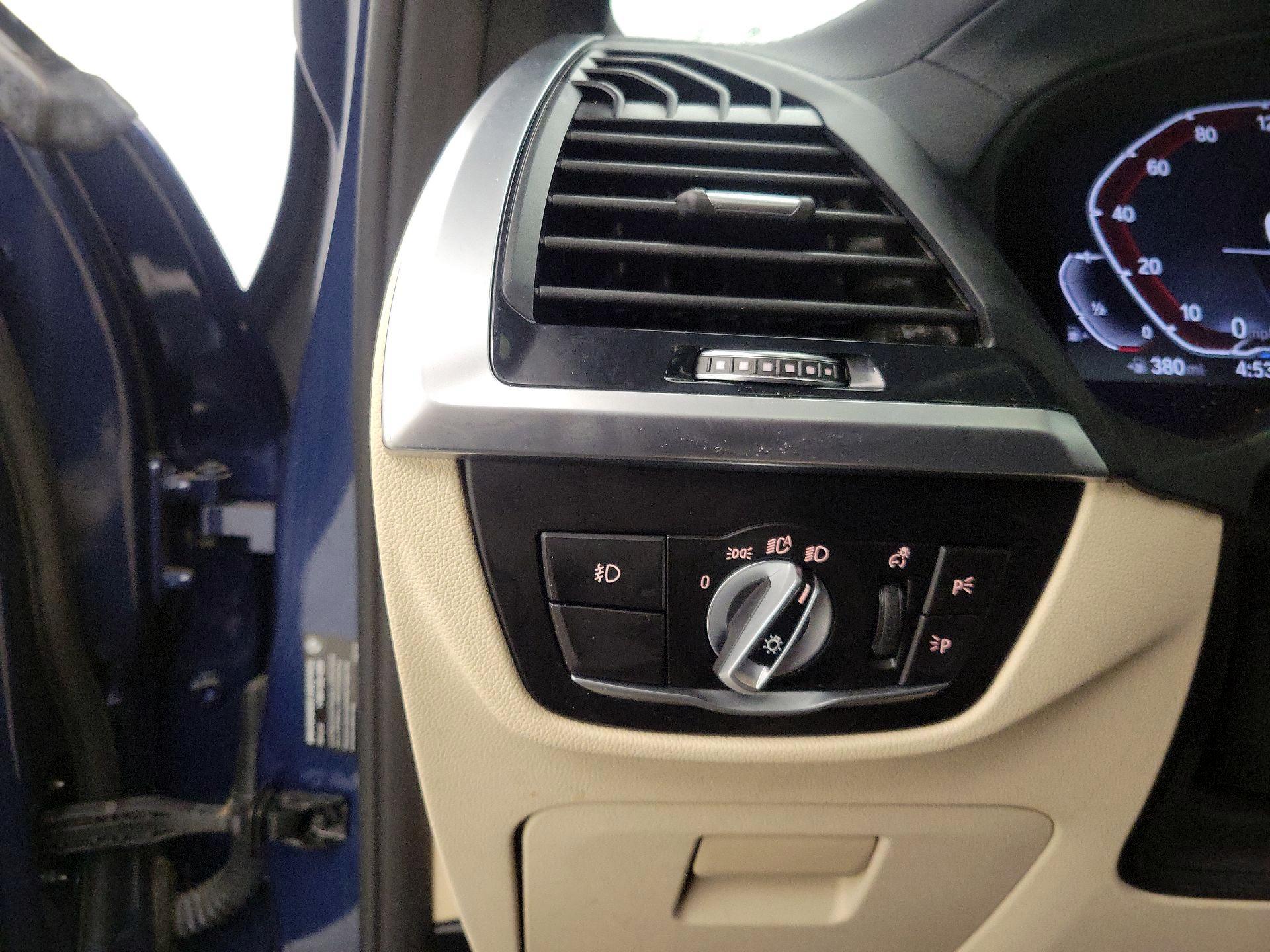 Thumbnail: 2021 BMW X3 - 13