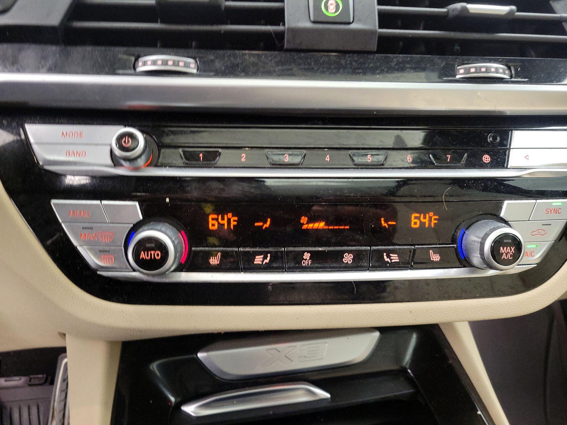 Thumbnail: 2021 BMW X3 - 16