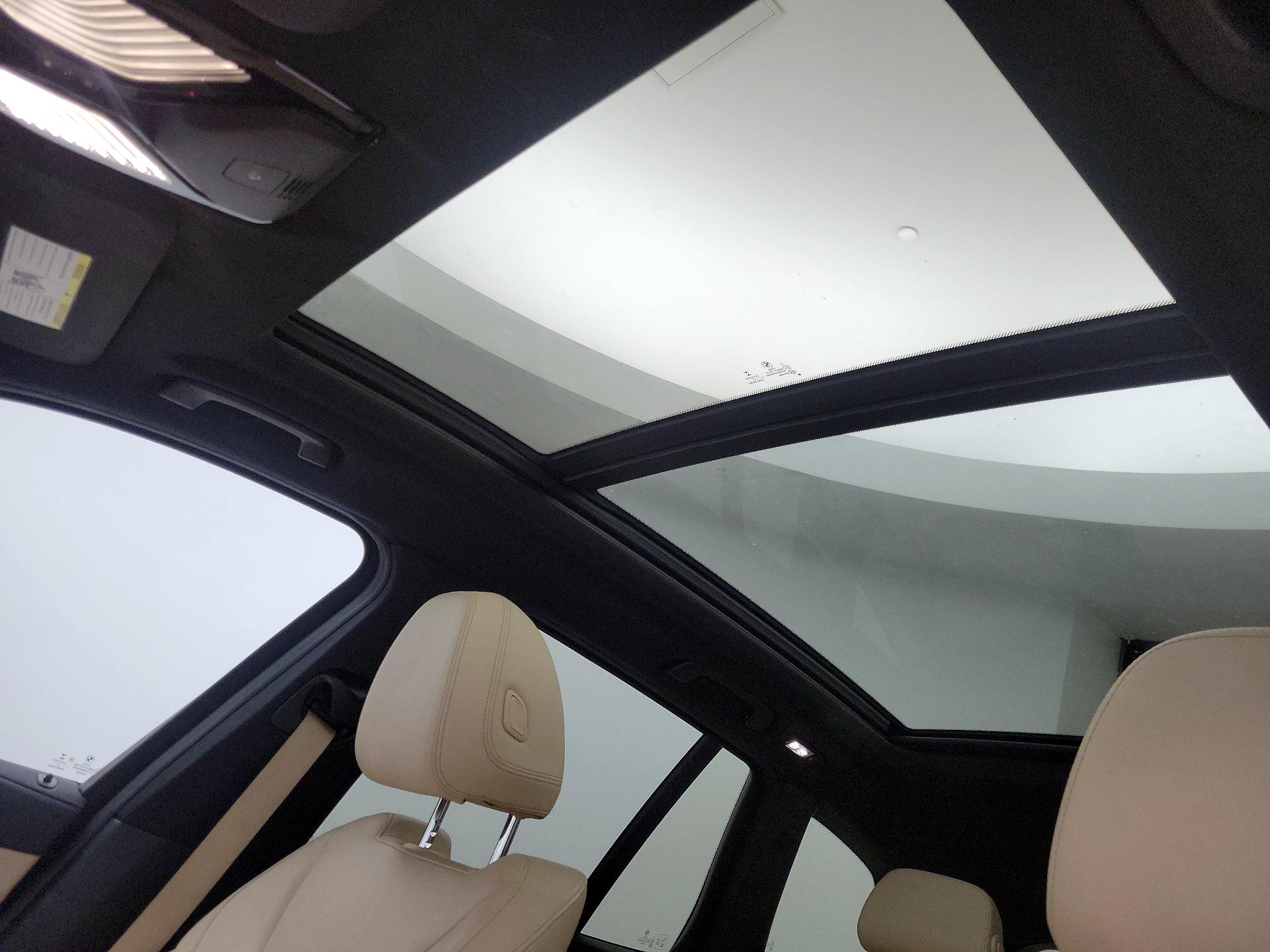 Thumbnail: 2021 BMW X3 - 18