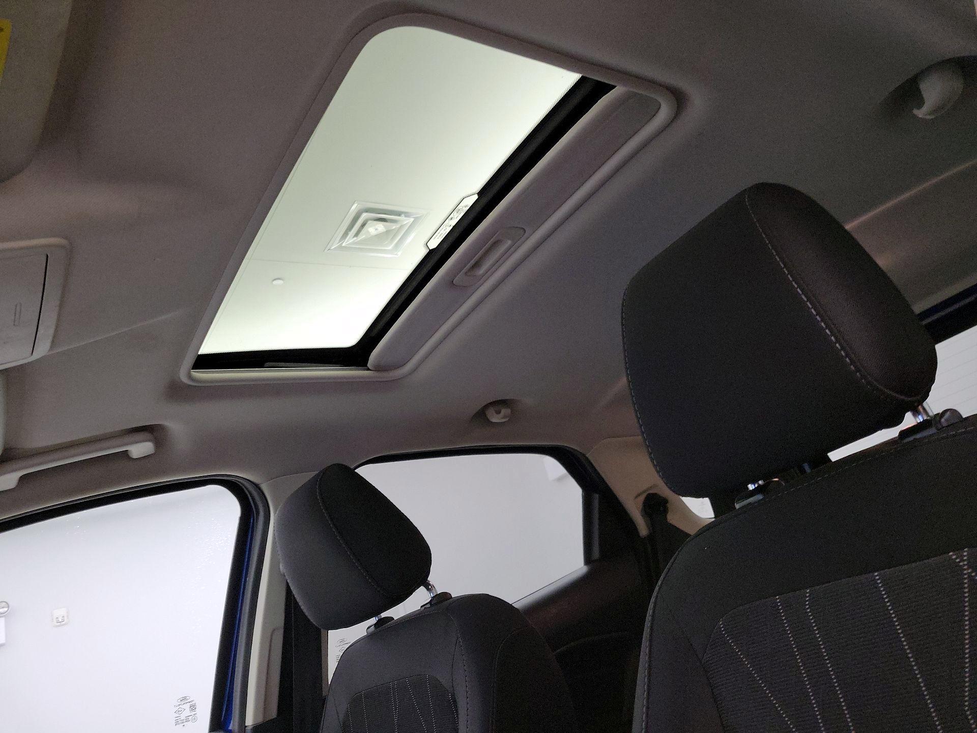 Thumbnail: 2018 Ford EcoSport - 19