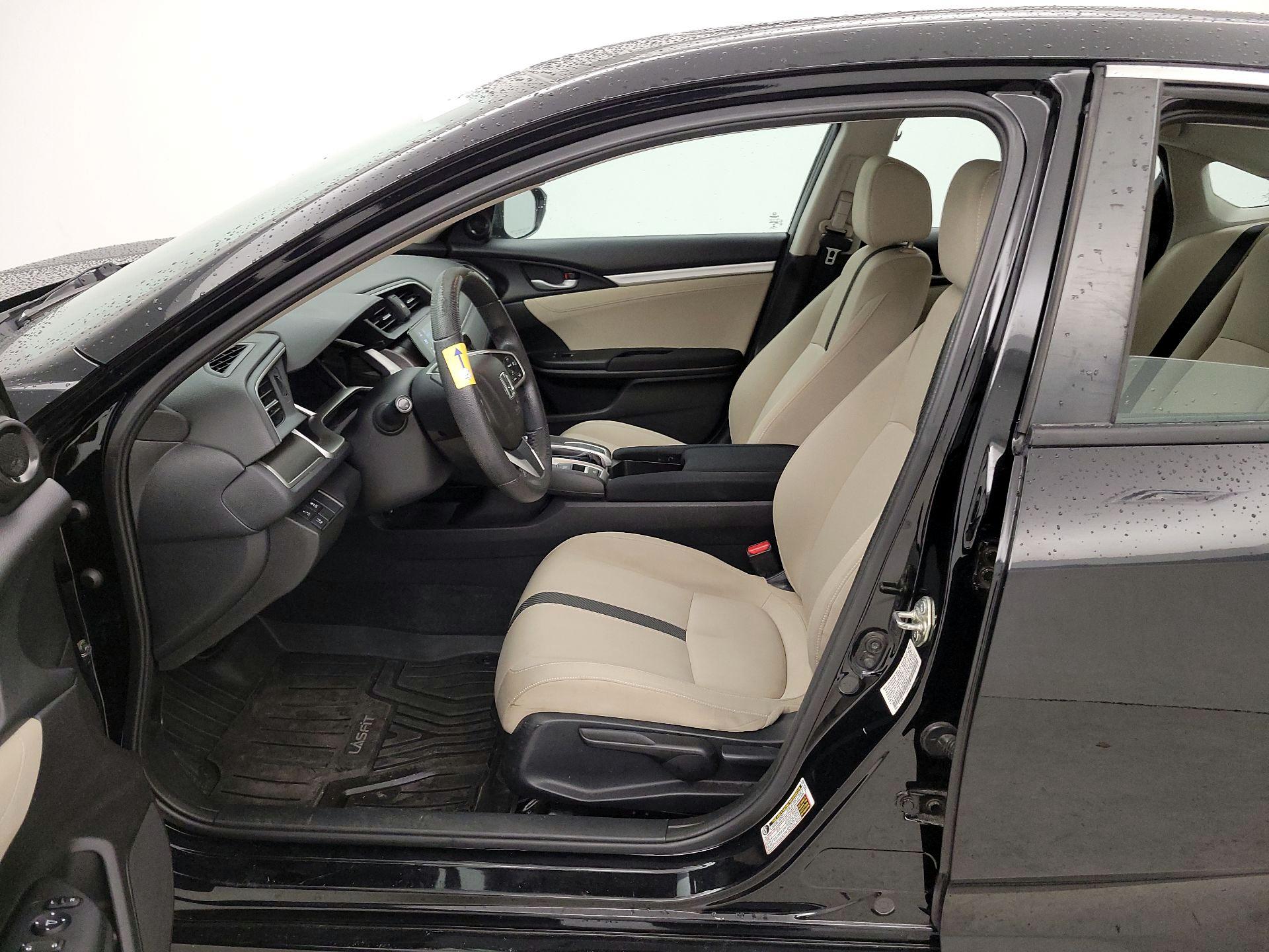 Thumbnail: 2016 Honda Civic - 11