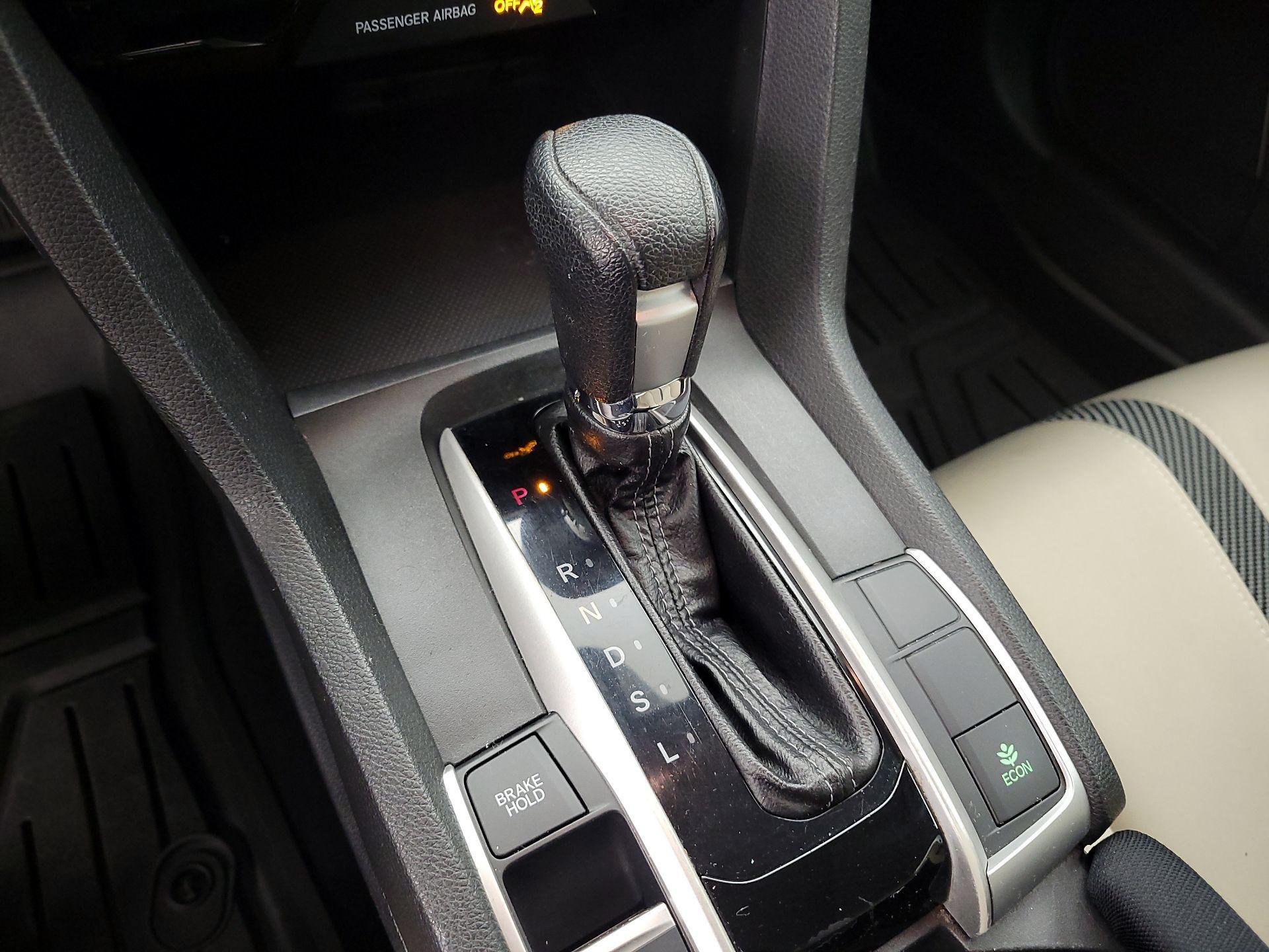 Thumbnail: 2016 Honda Civic - 17