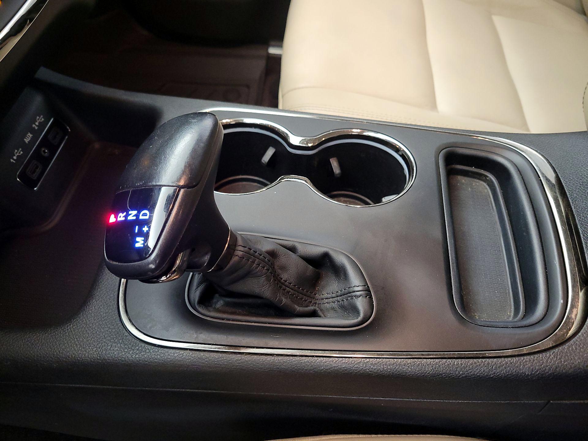 Thumbnail: 2018 Dodge Durango - 17