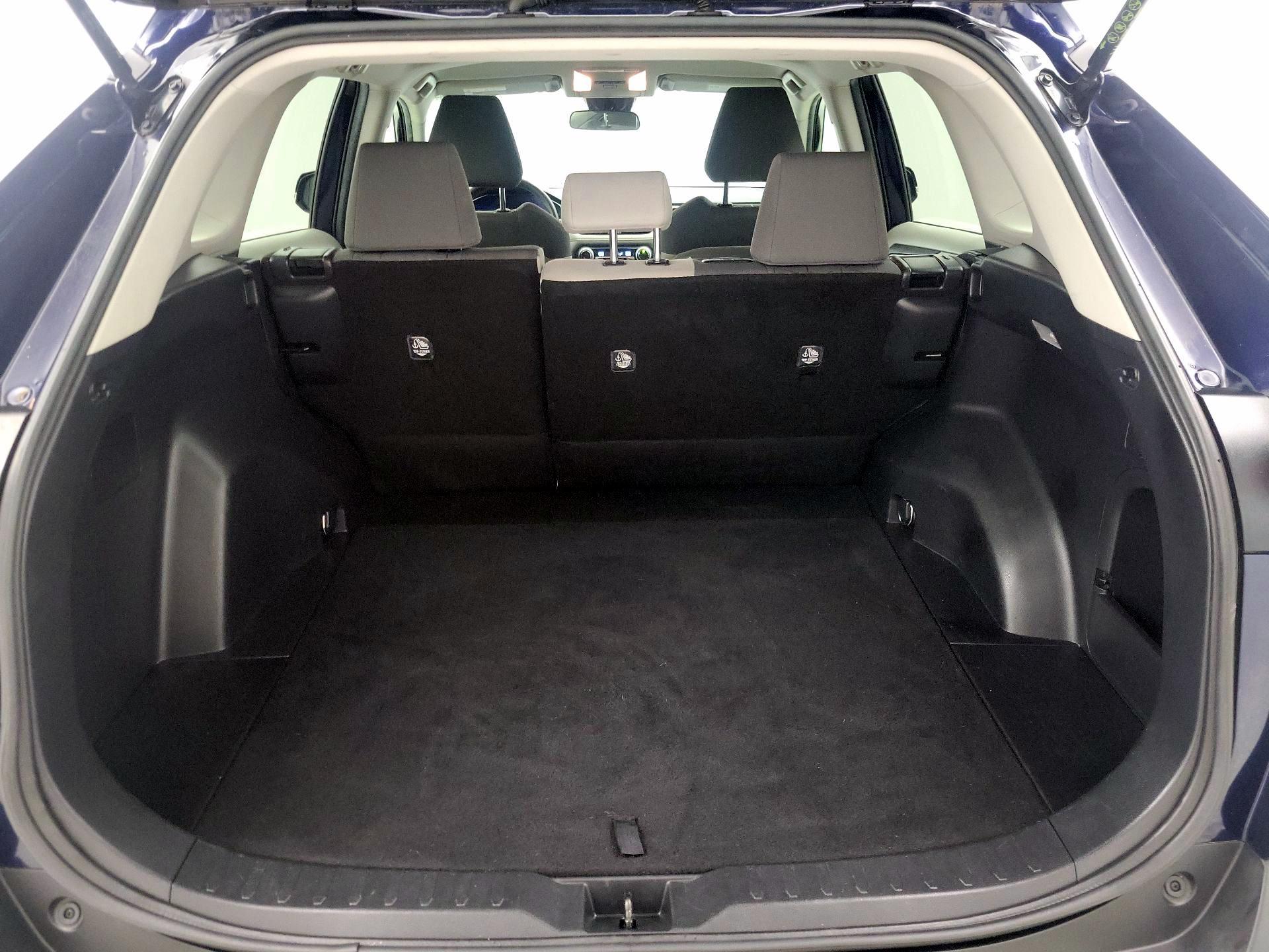 Thumbnail: 2021 Toyota RAV4 - 20