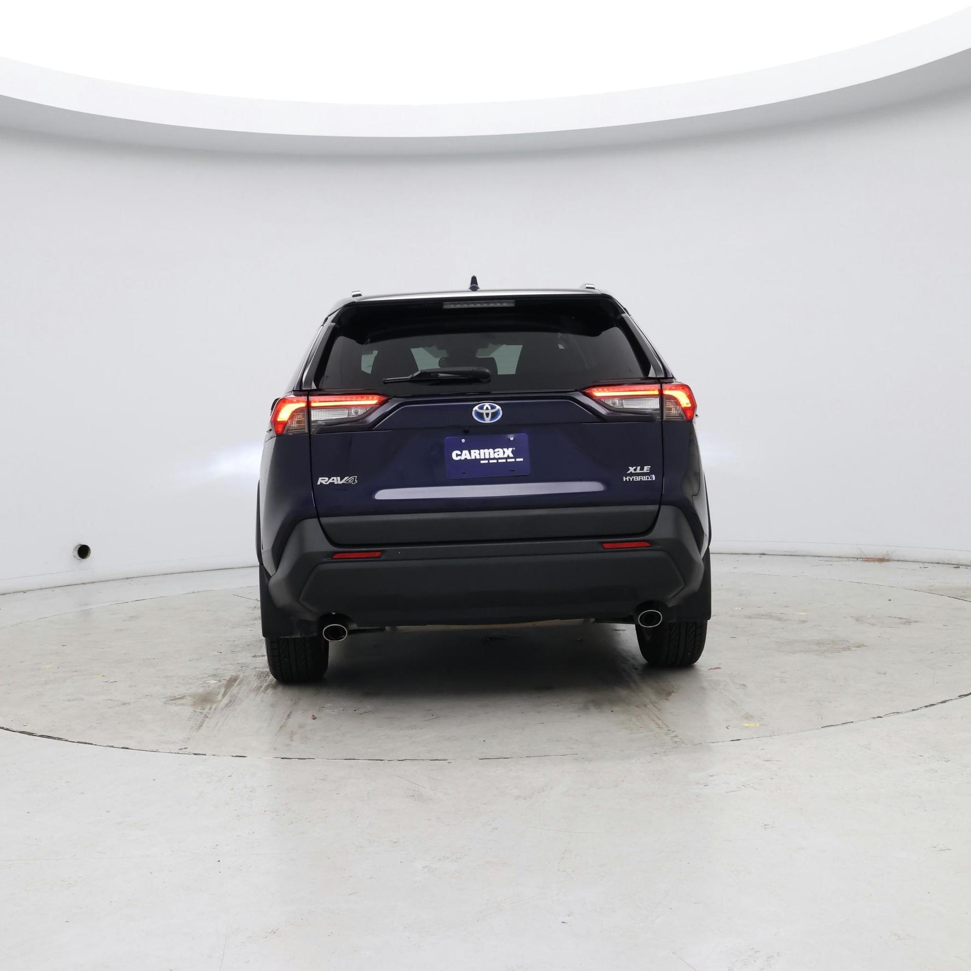 Thumbnail: 2021 Toyota RAV4 - 6