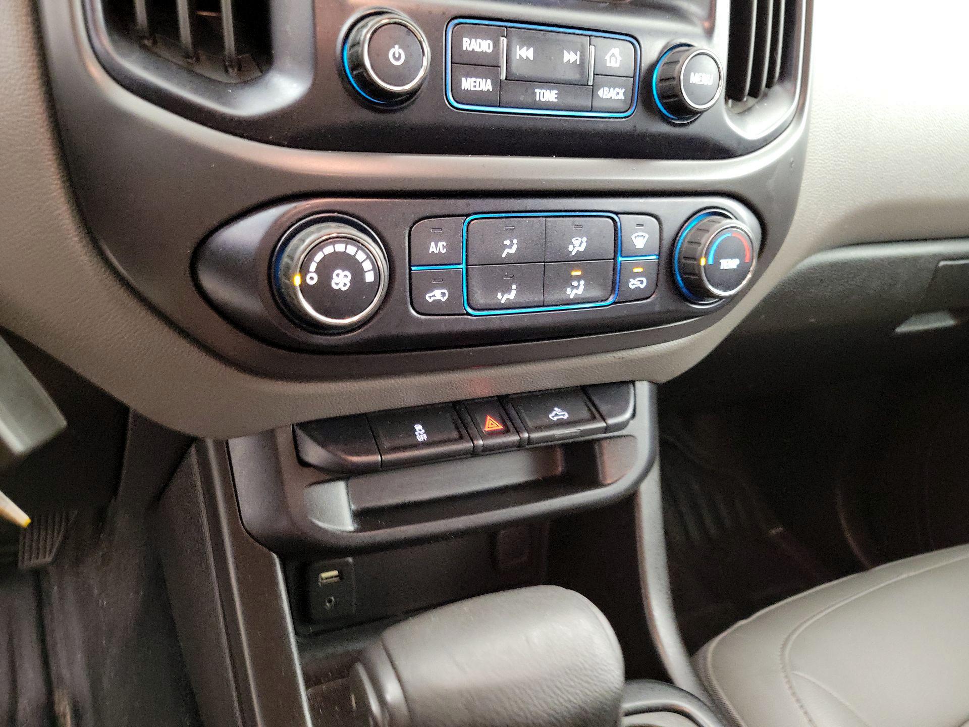 Thumbnail: 2016 Chevrolet Colorado - 16