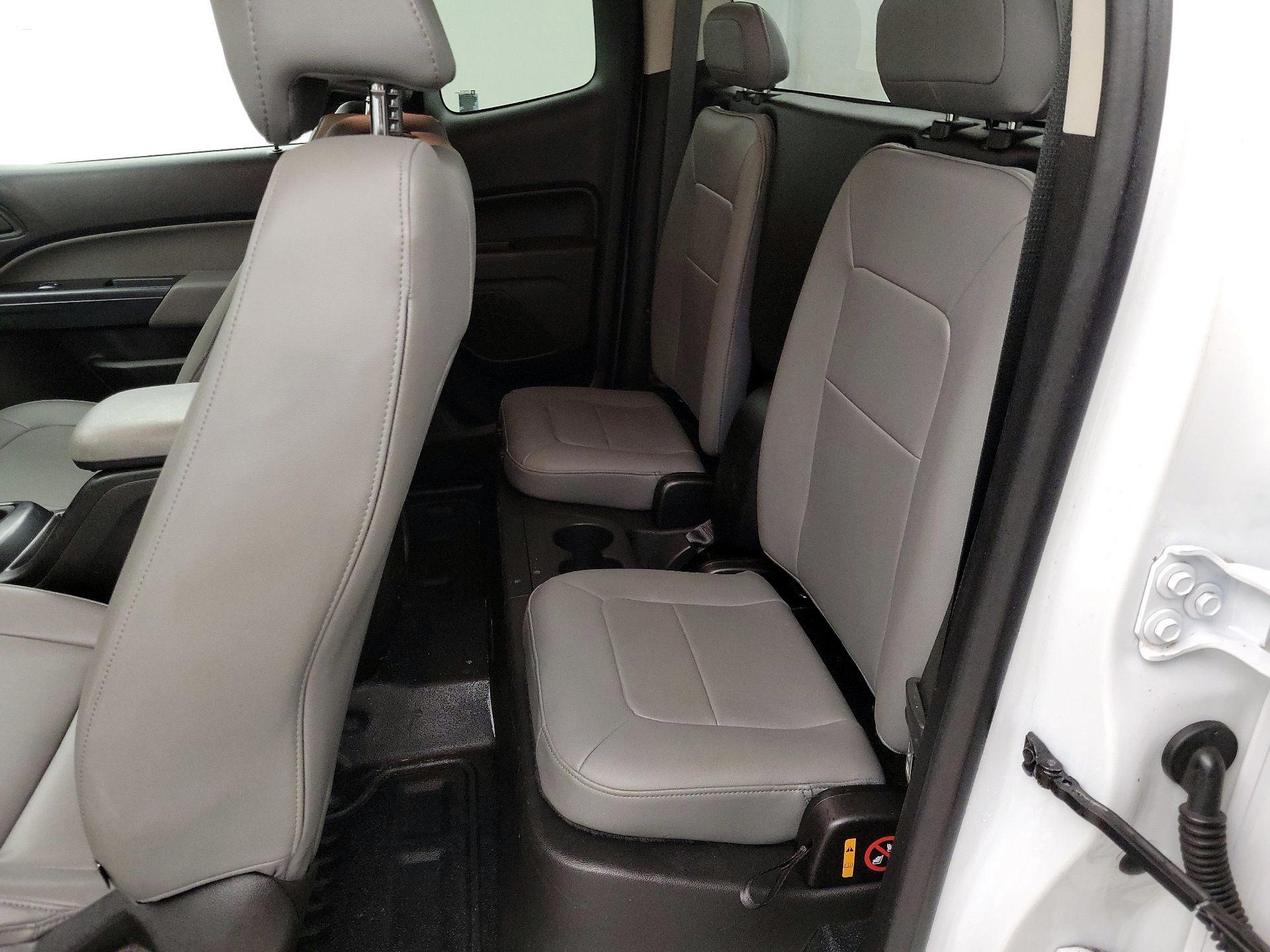 Thumbnail: 2016 Chevrolet Colorado - 19