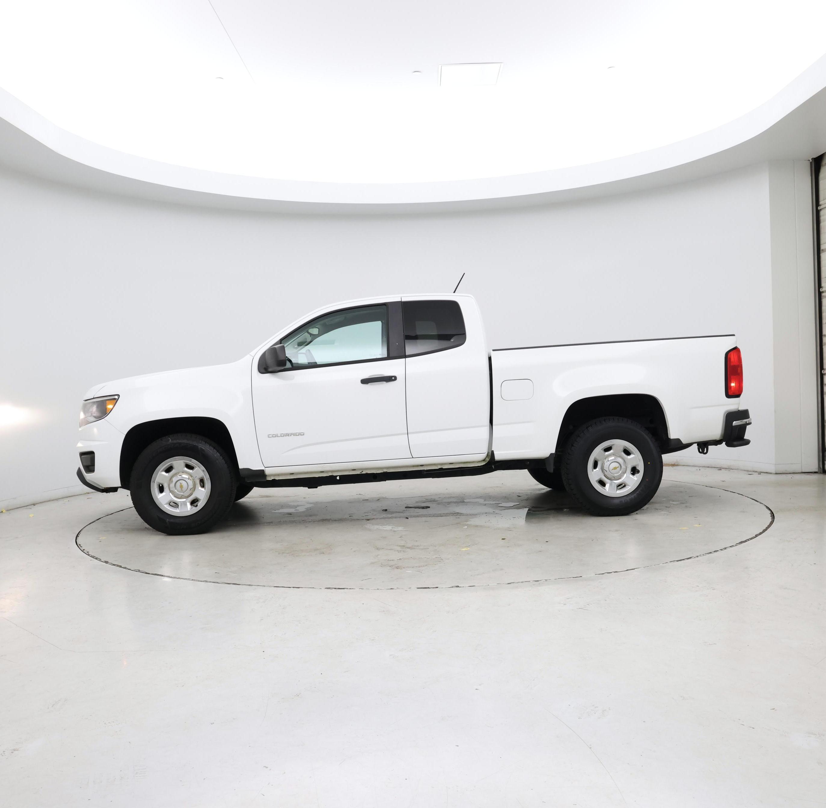 Thumbnail: 2016 Chevrolet Colorado - 3