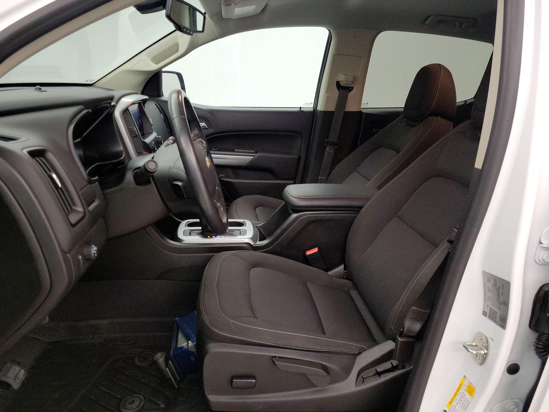 Thumbnail: 2022 Chevrolet Colorado - 11