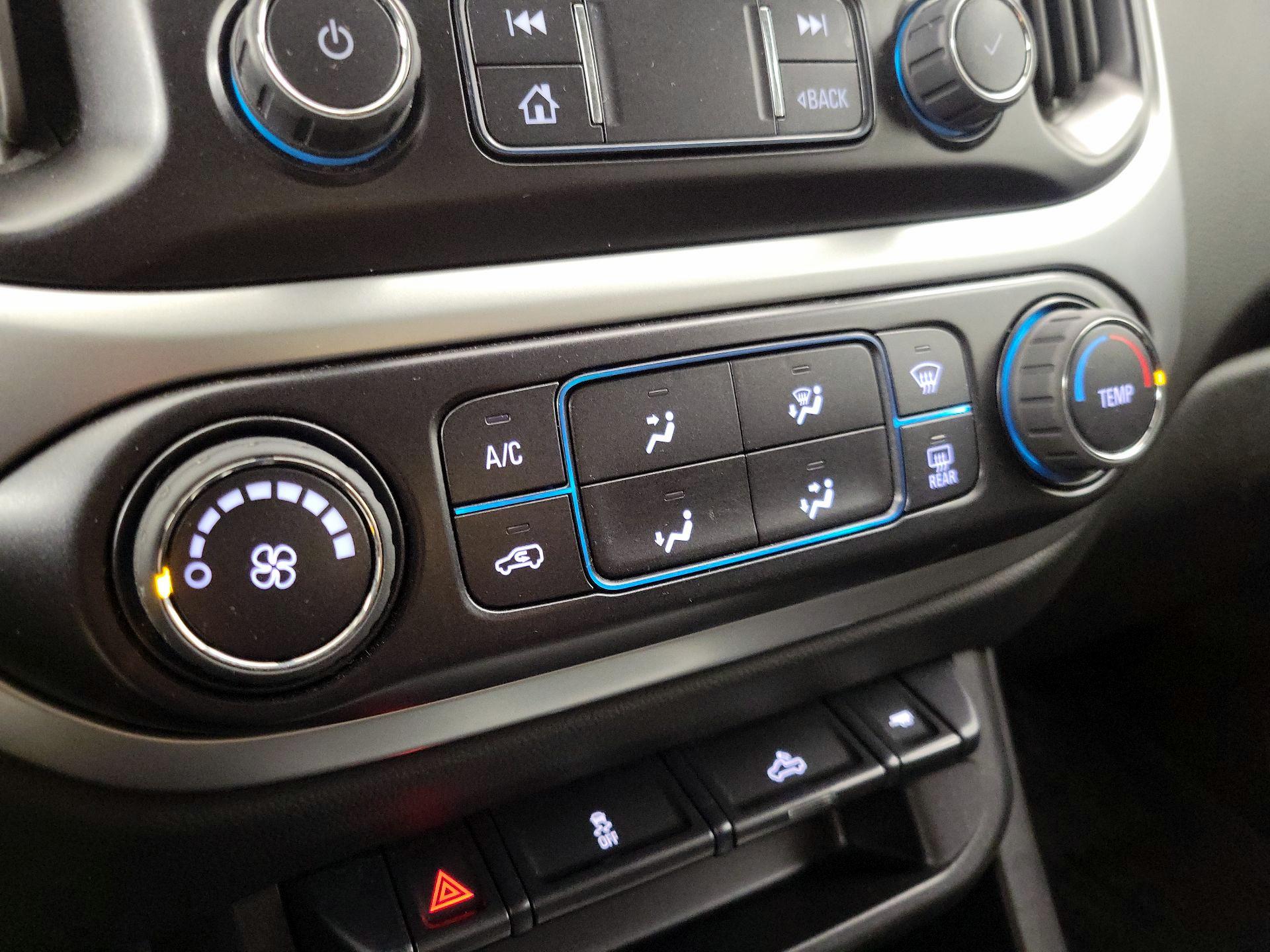 Thumbnail: 2022 Chevrolet Colorado - 16