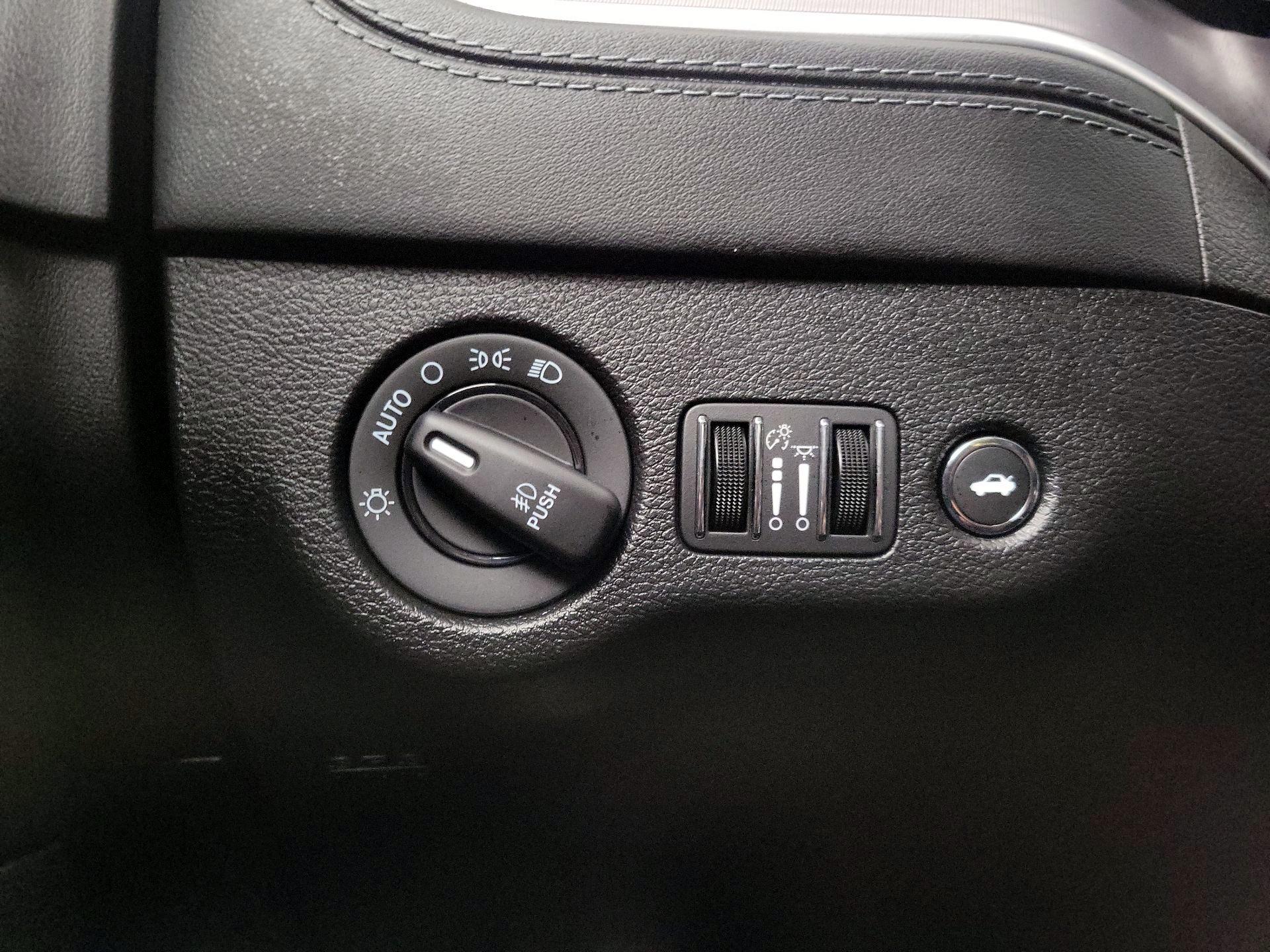 Thumbnail: 2022 Dodge Charger - 13