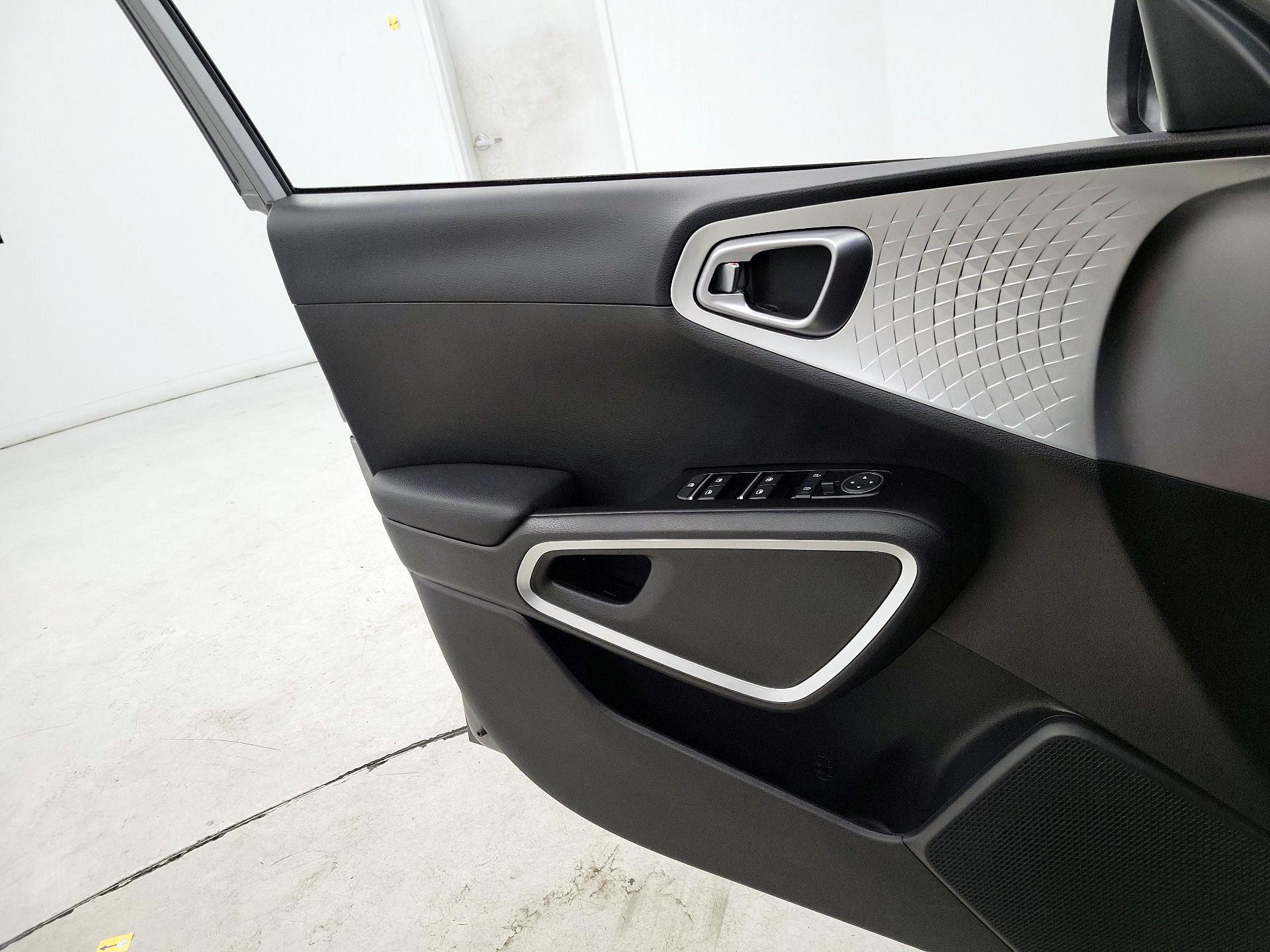 Thumbnail: 2024 Kia Soul - 12