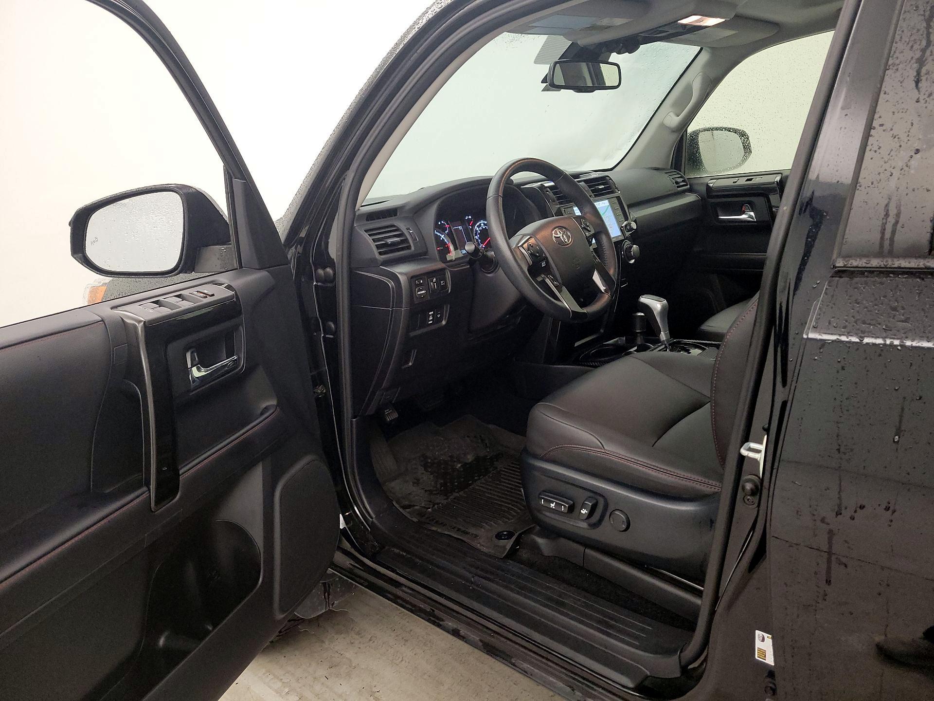 Thumbnail: 2022 Toyota 4Runner - 11