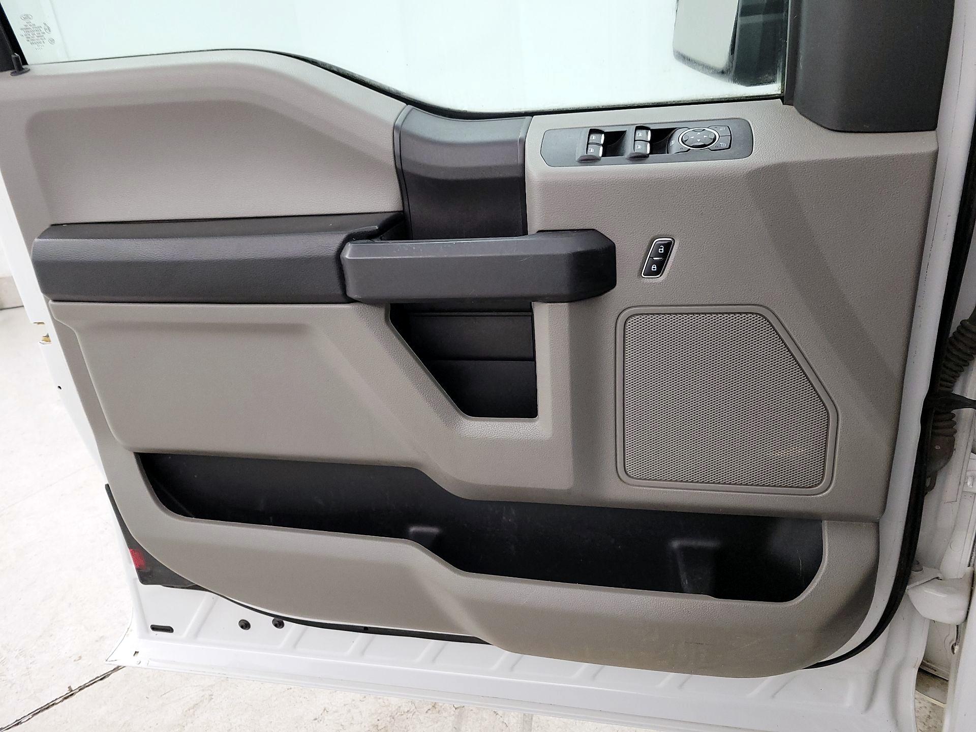 Thumbnail: 2017 Ford F-150 - 12