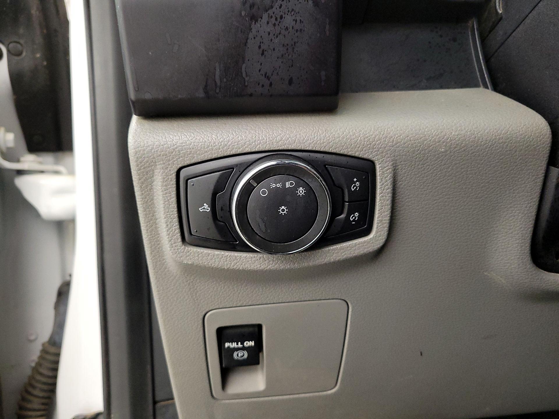 Thumbnail: 2017 Ford F-150 - 13