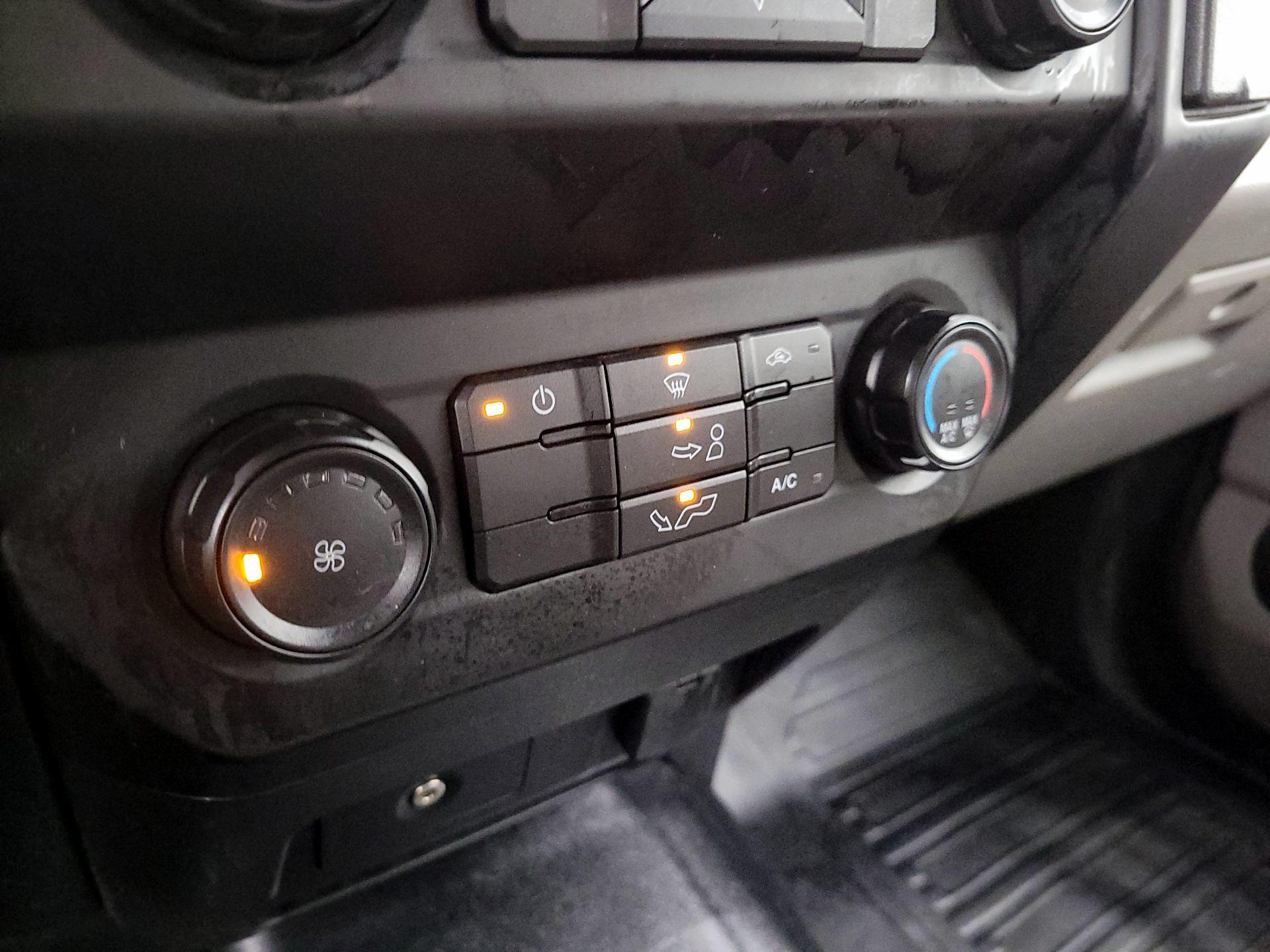 Thumbnail: 2017 Ford F-150 - 16