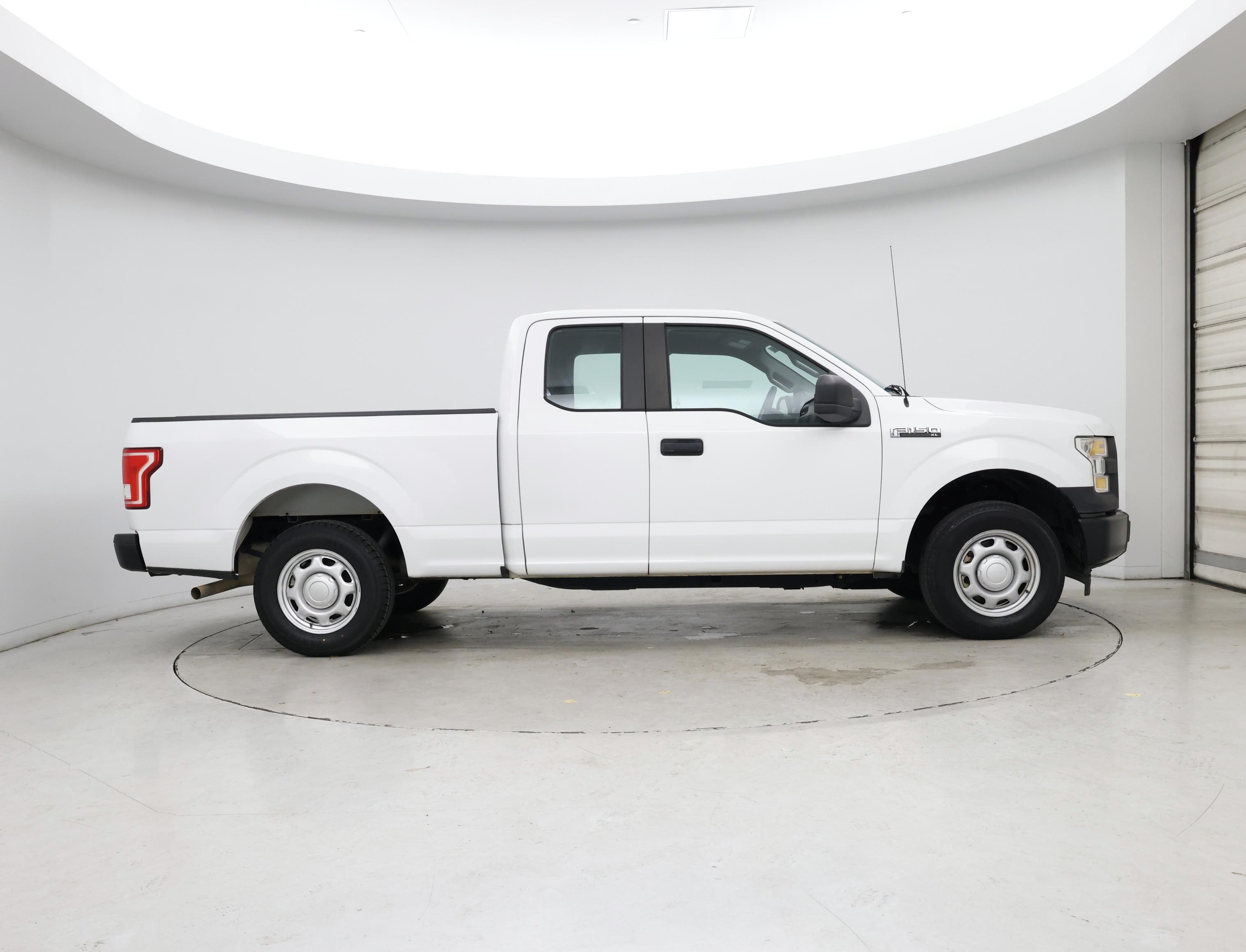 Thumbnail: 2017 Ford F-150 - 7