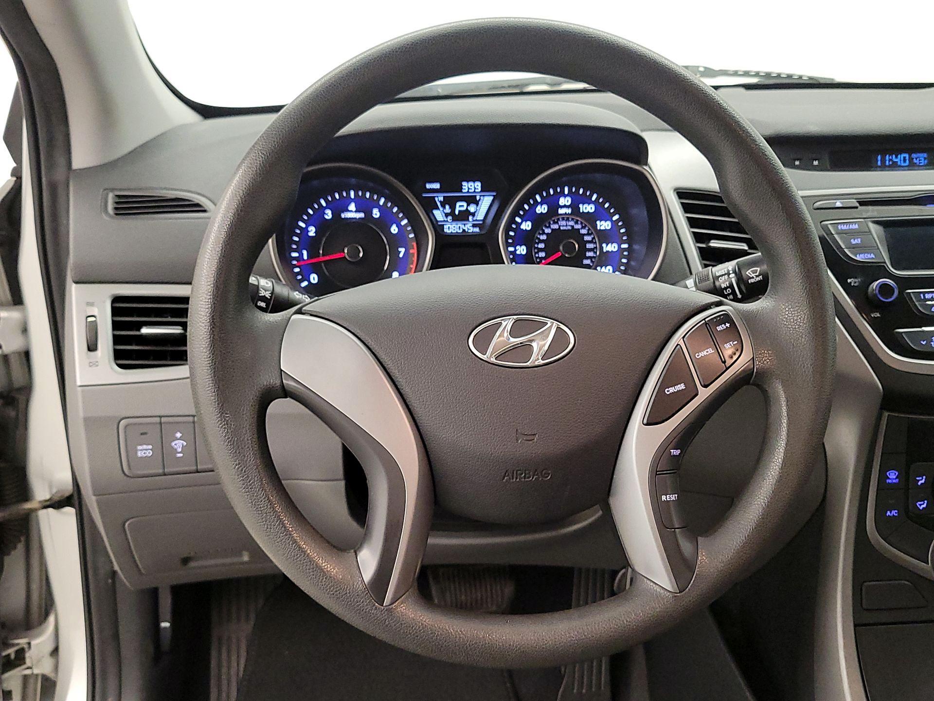 Thumbnail: 2016 Hyundai Elantra - 10