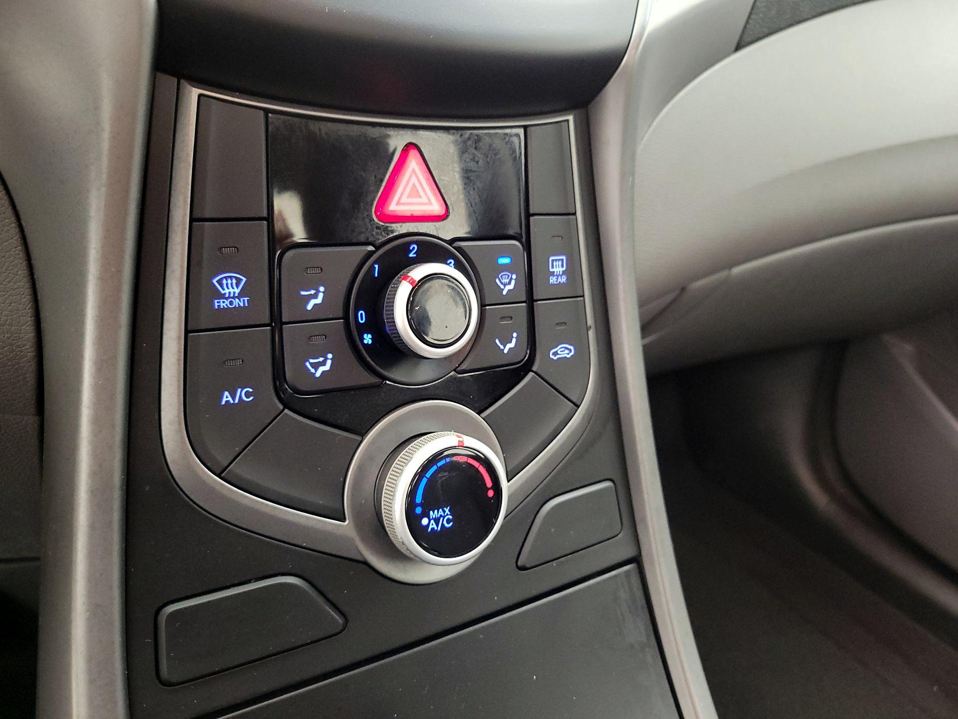 Thumbnail: 2016 Hyundai Elantra - 15