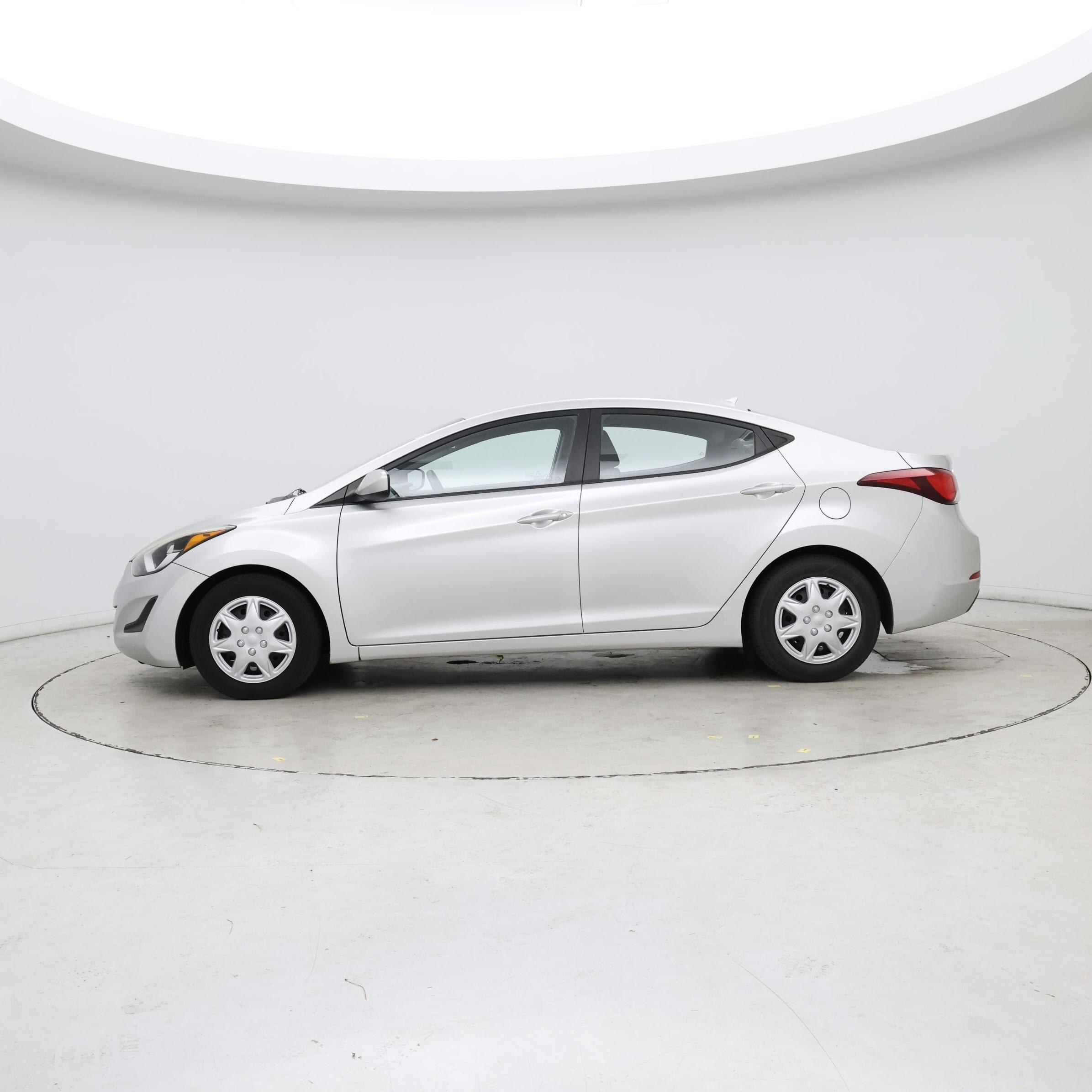 Thumbnail: 2016 Hyundai Elantra - 3