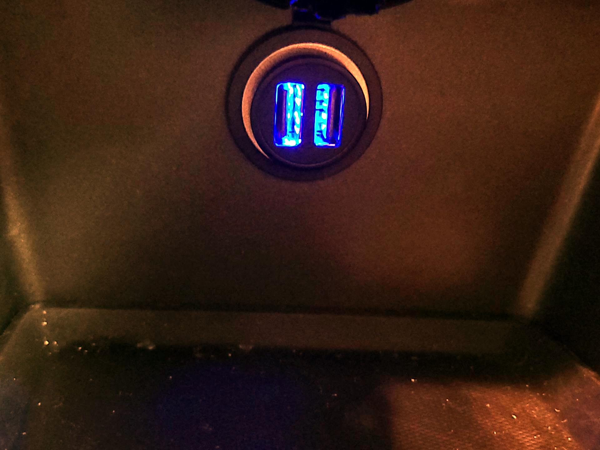 Thumbnail: 2015 GMC Terrain - 17