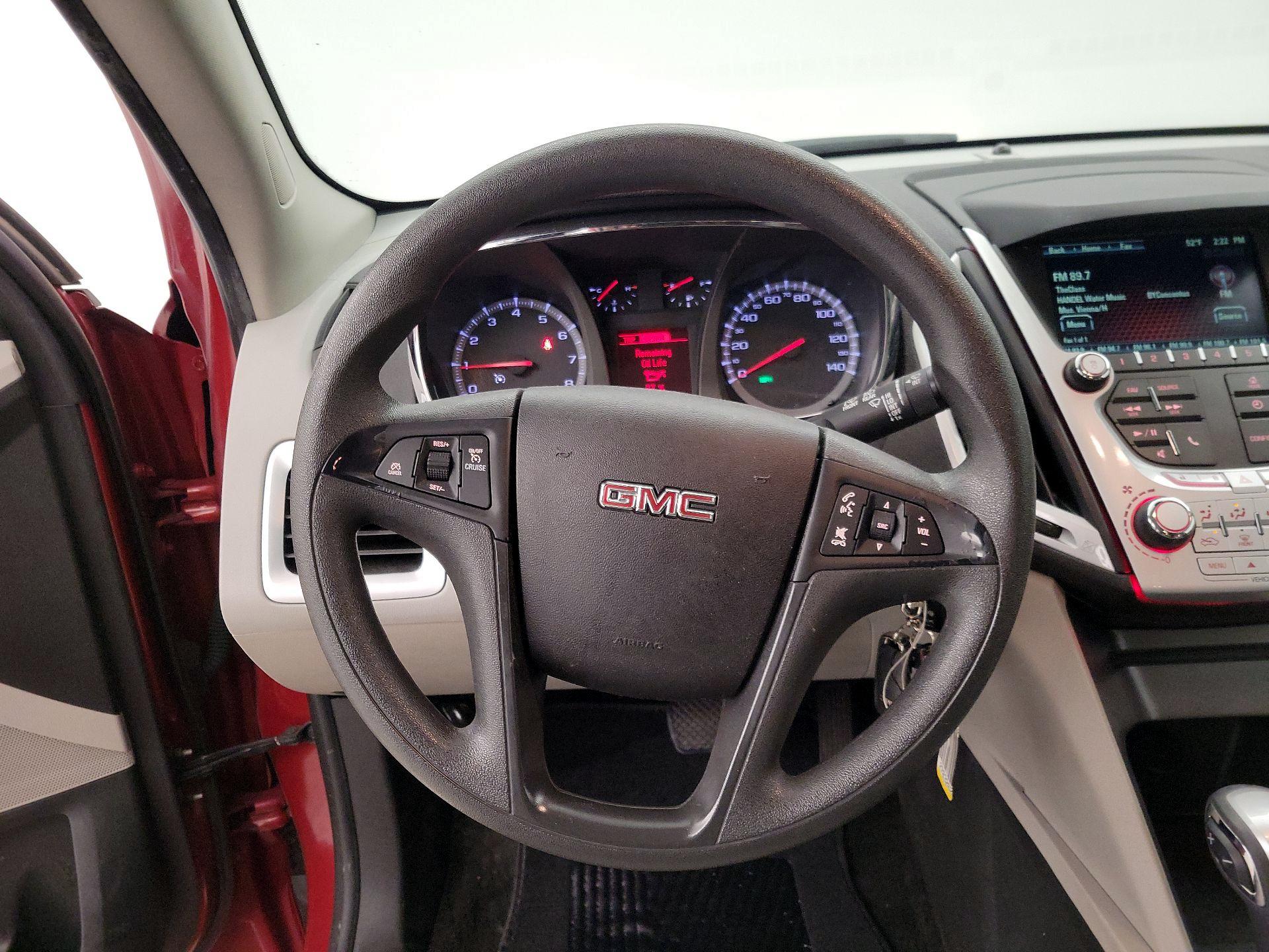 Thumbnail: 2015 GMC Terrain - 10