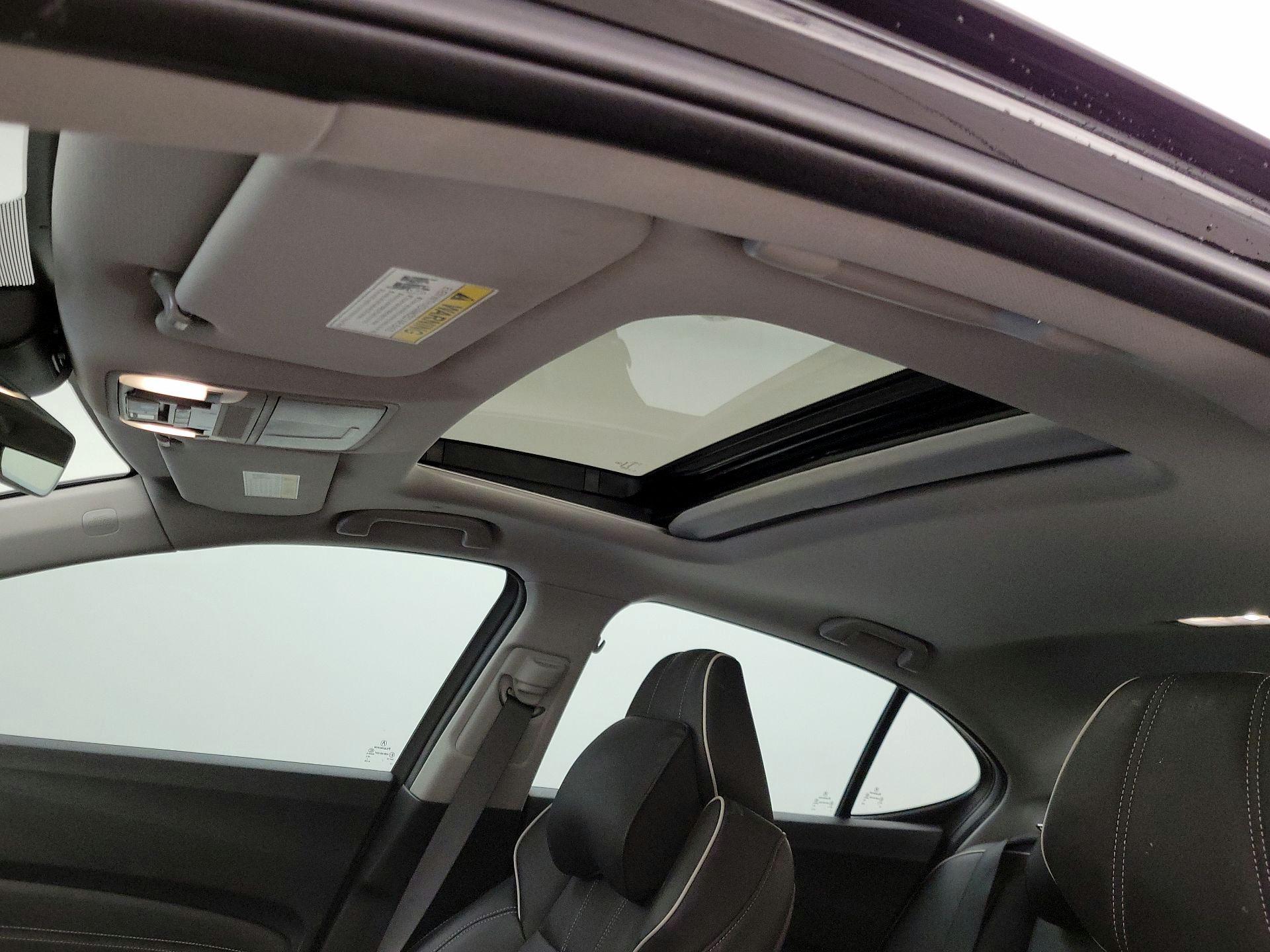 Thumbnail: 2018 Acura TLX - 19